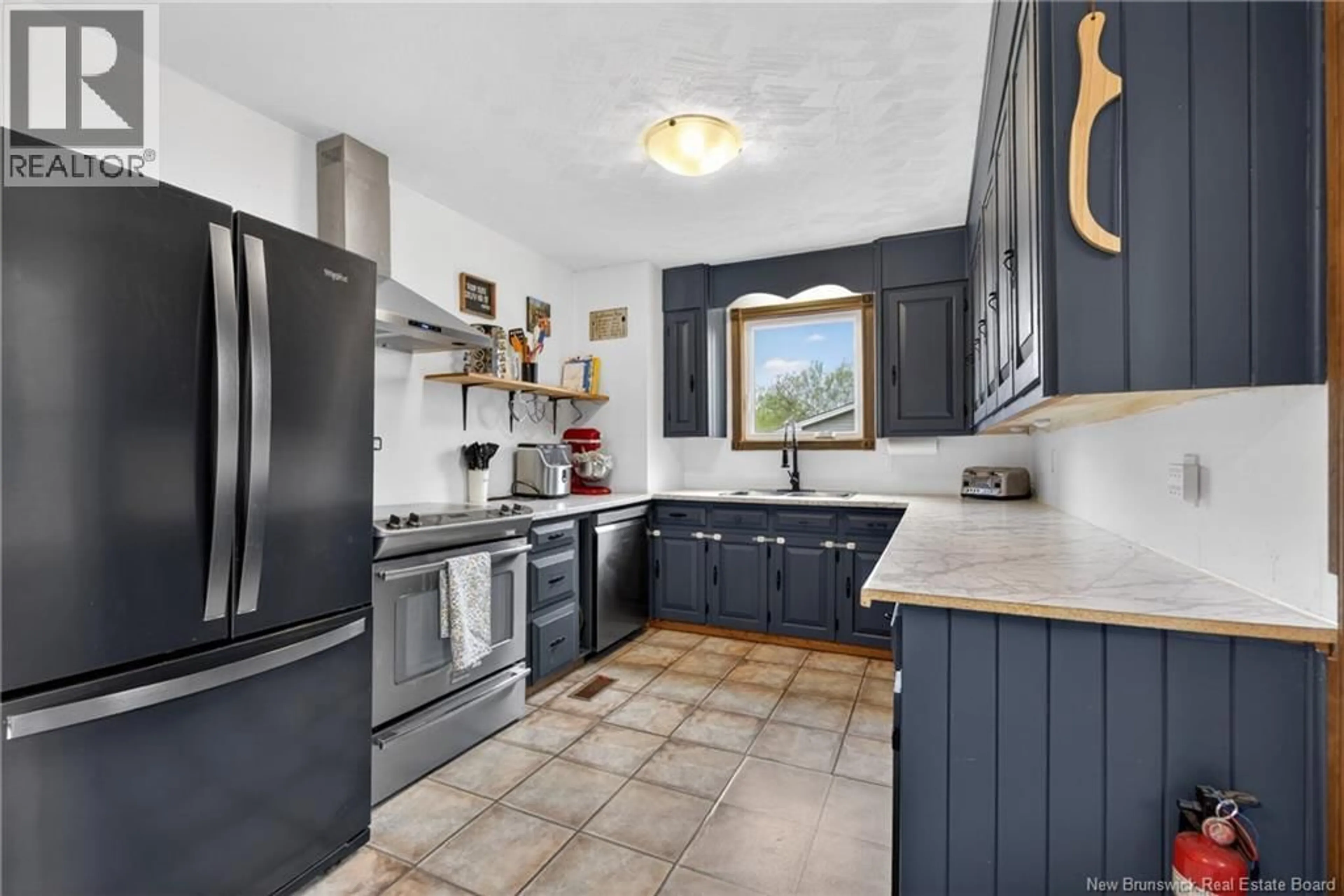 Open concept kitchen, ceramic/tile floor for 66 PINERIDGE AVENUE, New Maryland New Brunswick E3C1C5