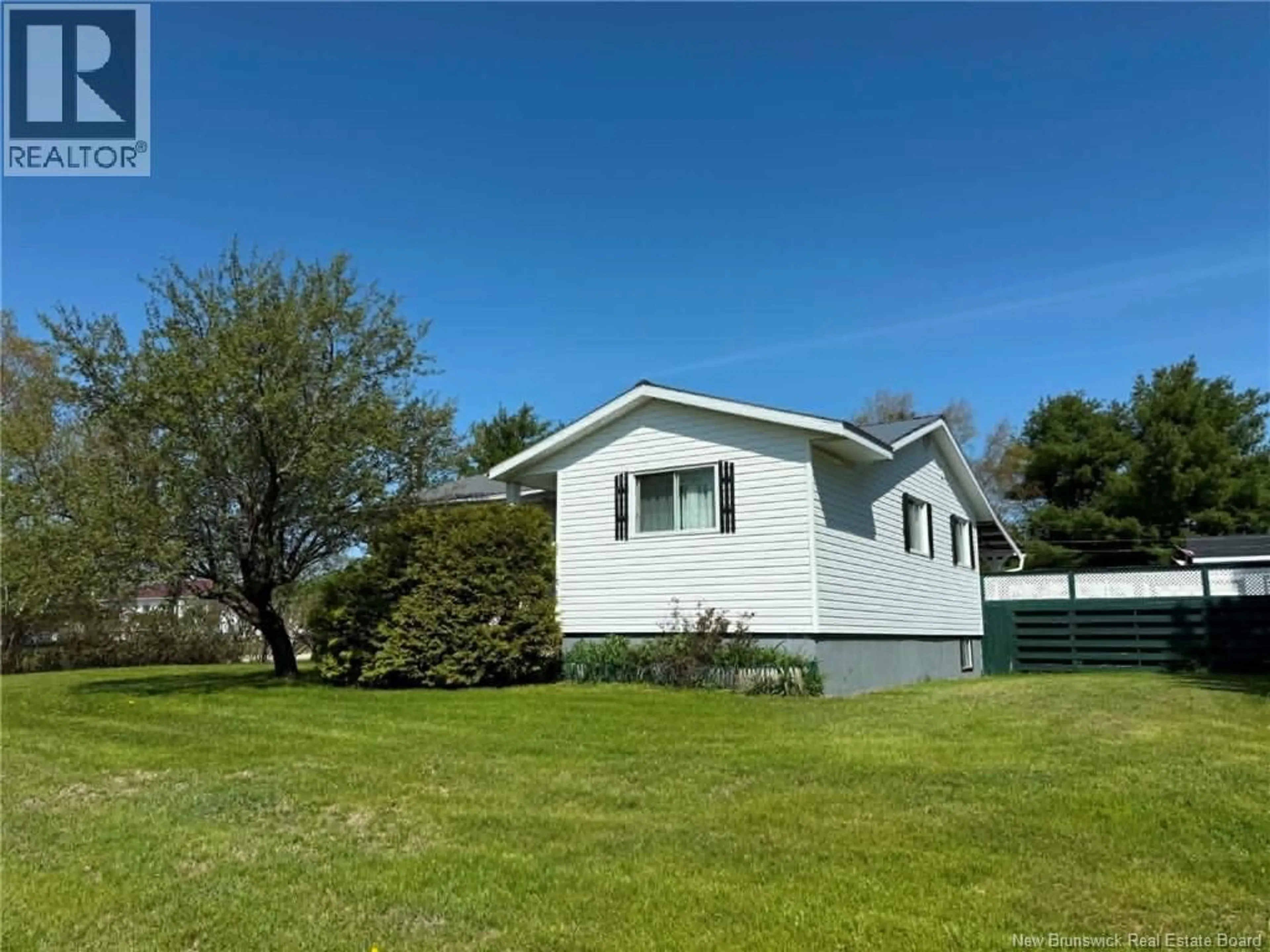 A pic from outside/outdoor area/front of a property/back of a property/a pic from drone, unknown for 18 BIRCH STREET, Miramichi New Brunswick E1V7C4