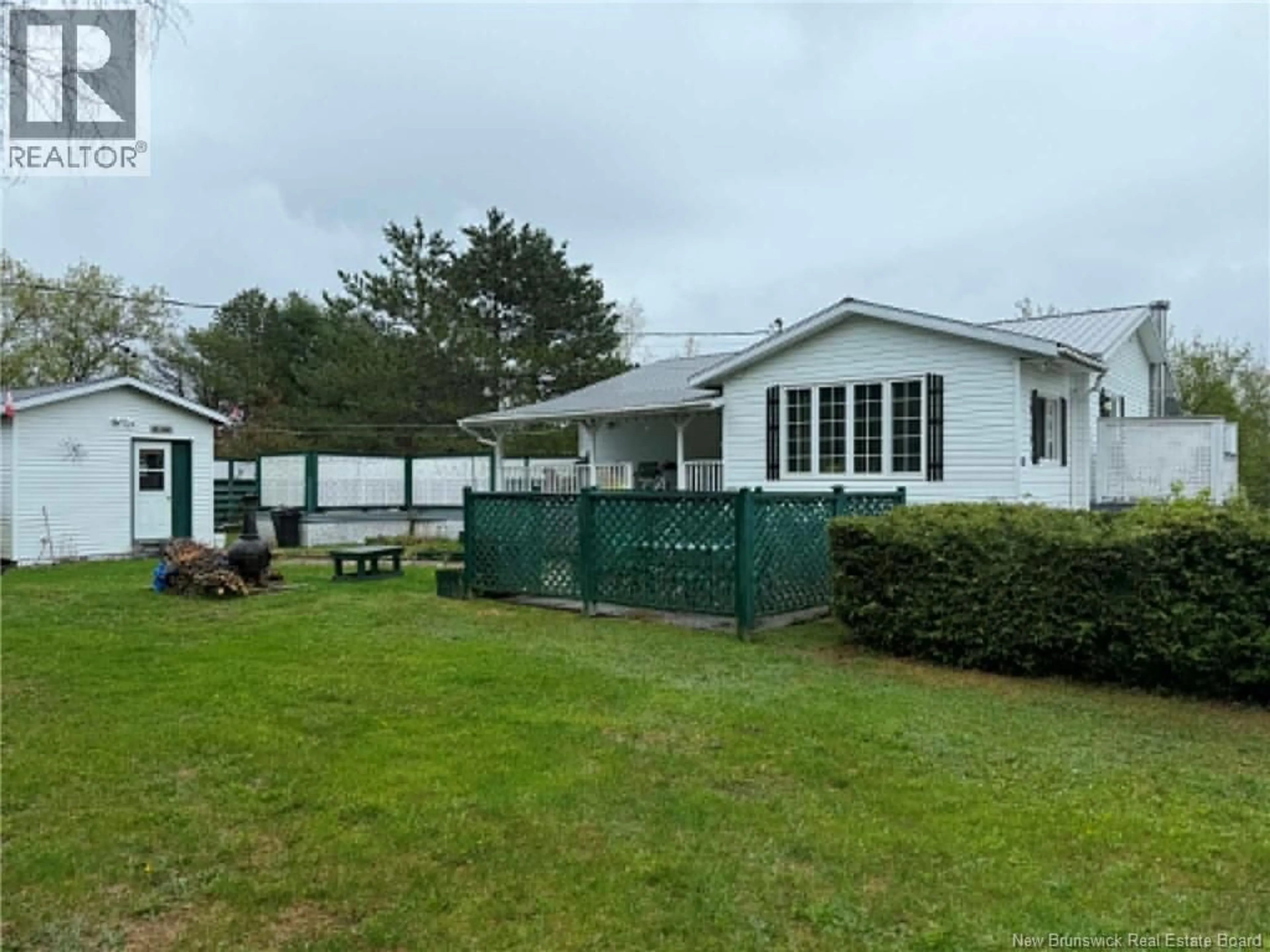 A pic from outside/outdoor area/front of a property/back of a property/a pic from drone, water/lake/river/ocean view for 18 BIRCH STREET, Miramichi New Brunswick E1V7C4