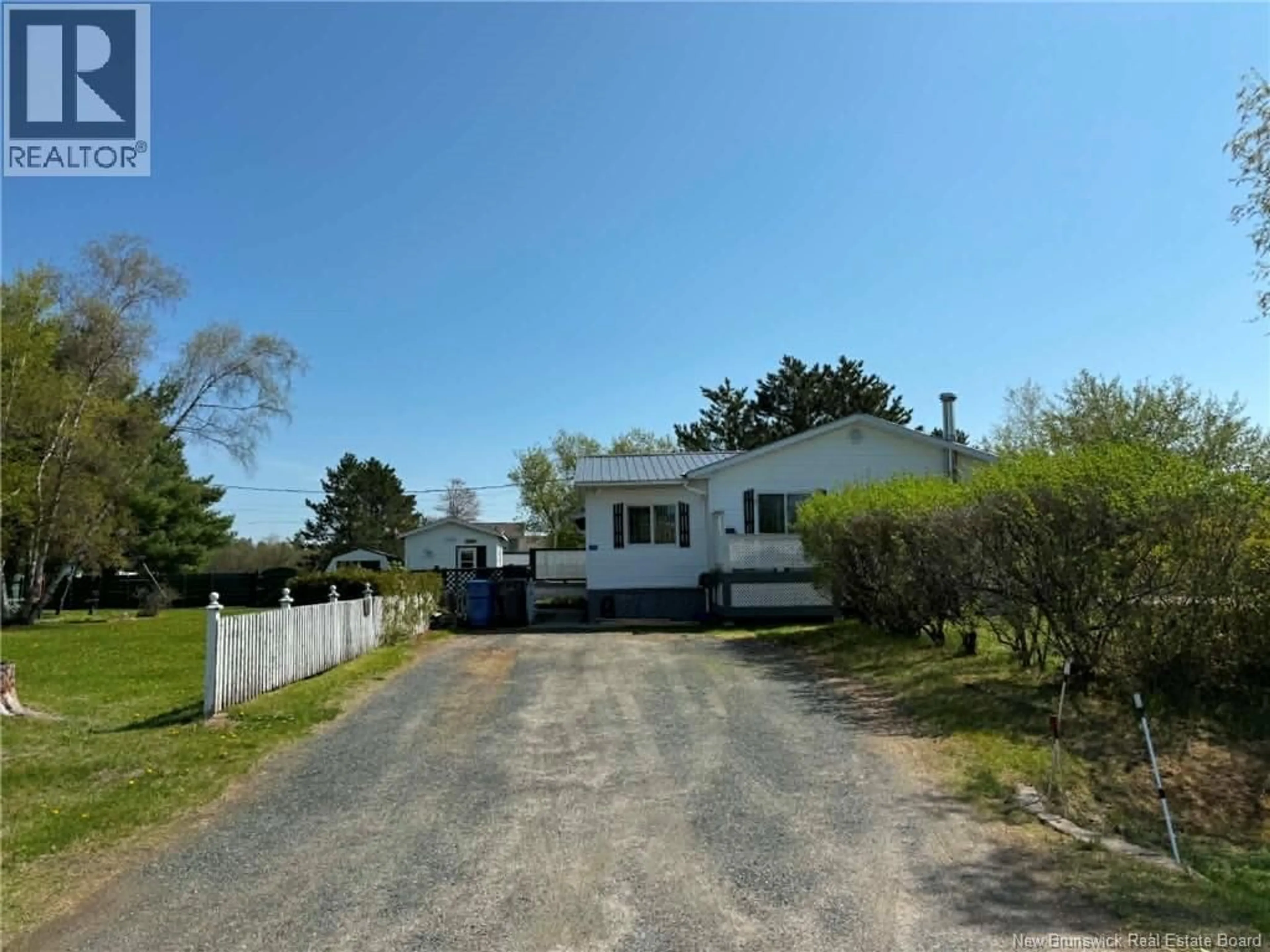 A pic from outside/outdoor area/front of a property/back of a property/a pic from drone, street for 18 BIRCH STREET, Miramichi New Brunswick E1V7C4