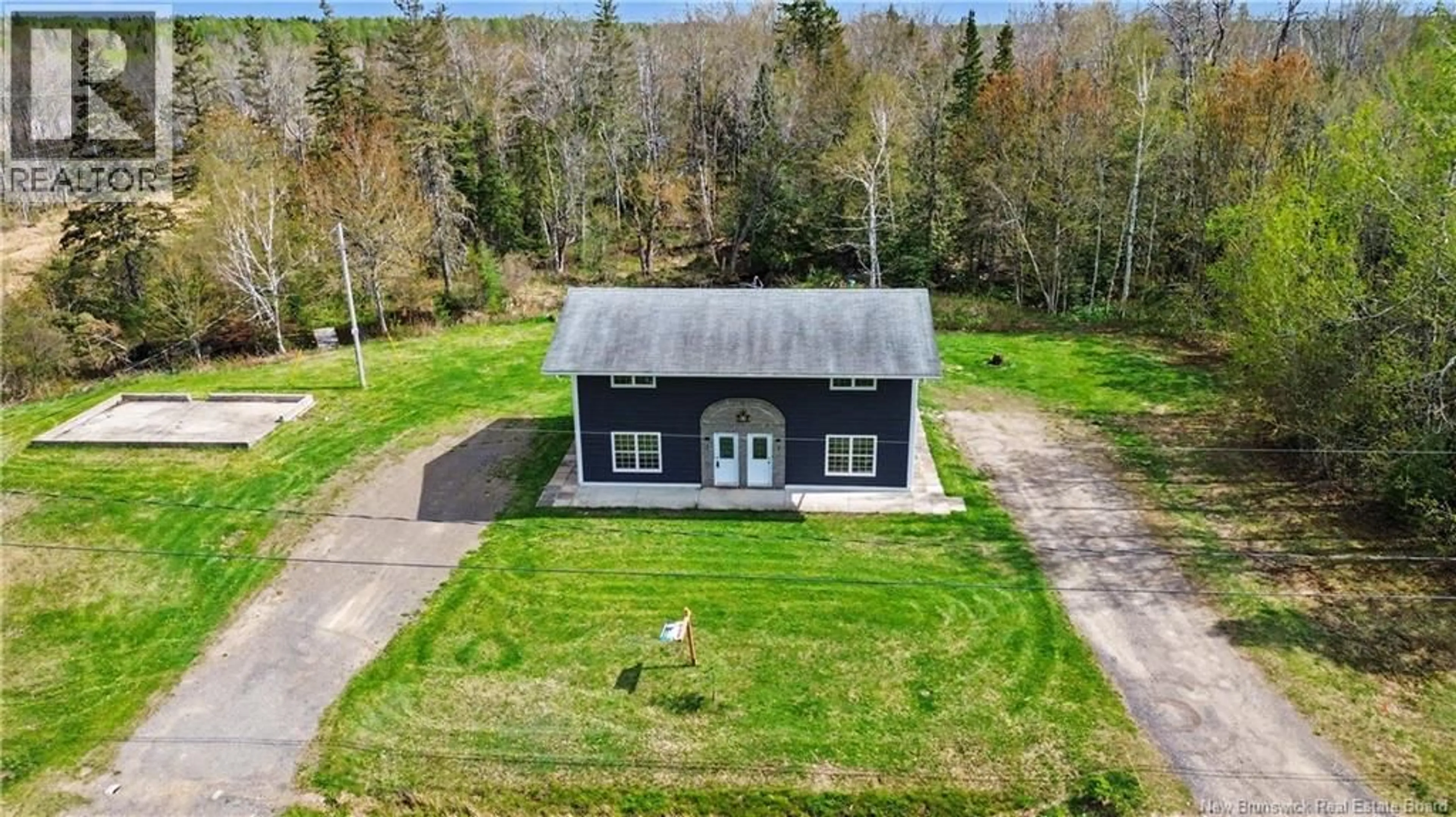 A pic from outside/outdoor area/front of a property/back of a property/a pic from drone, building for 80 SAINT PIERRE, Rogersville New Brunswick E4Y1L5