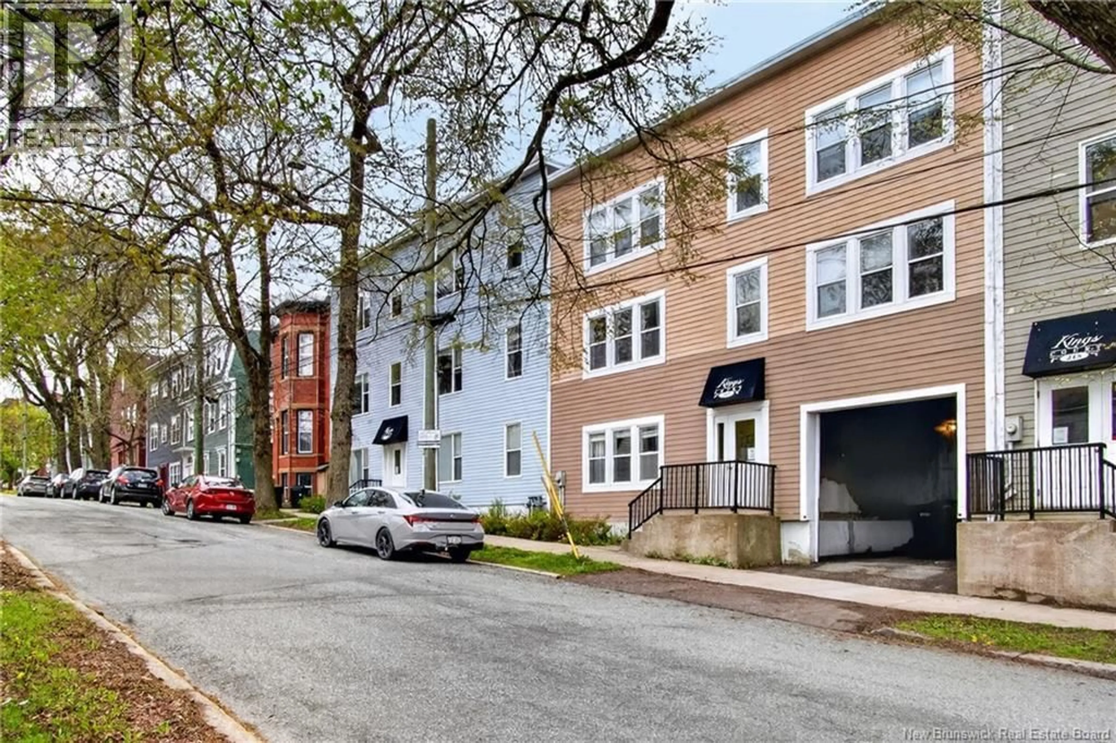 Unknown for 1 - 211 KING ST EAST, Saint John New Brunswick E2L1H2
