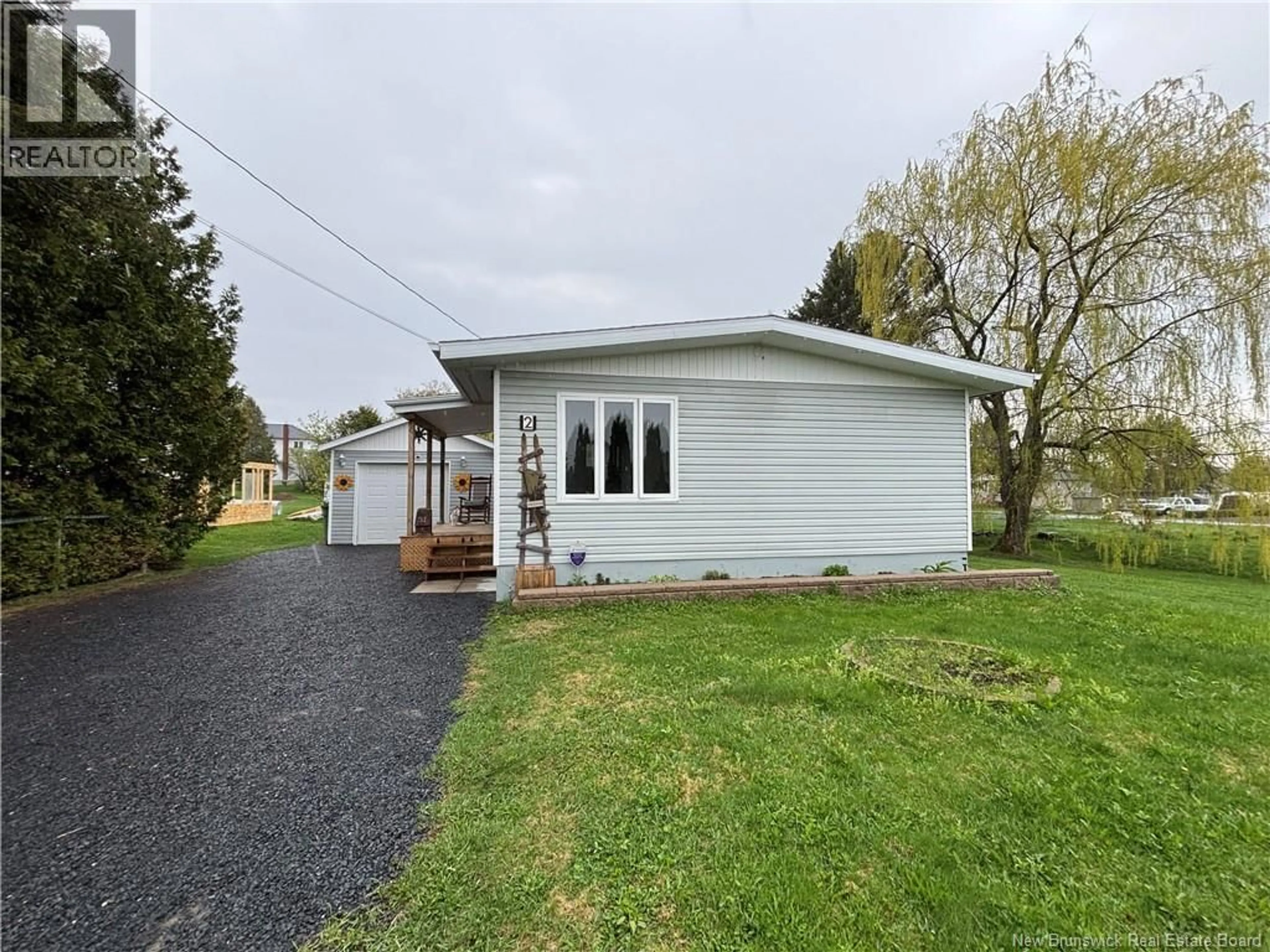 Home with vinyl exterior material, water/lake/river/ocean view for 2 BEAULIEU STREET, Green River New Brunswick E7C2N3