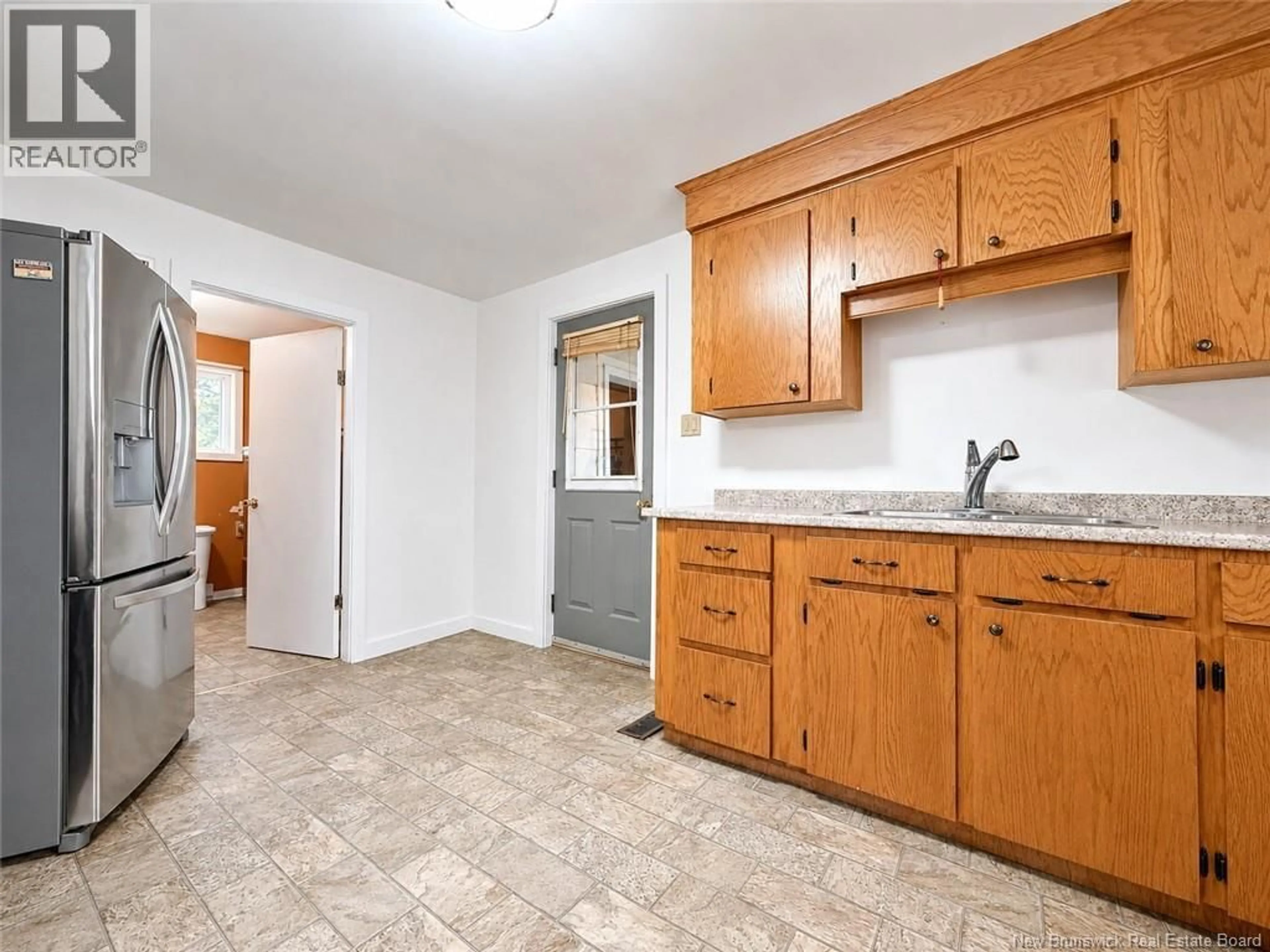Standard kitchen, unknown for 37 ST-JEAN BAPTISTE STREET, Bouctouche New Brunswick E4S3W1