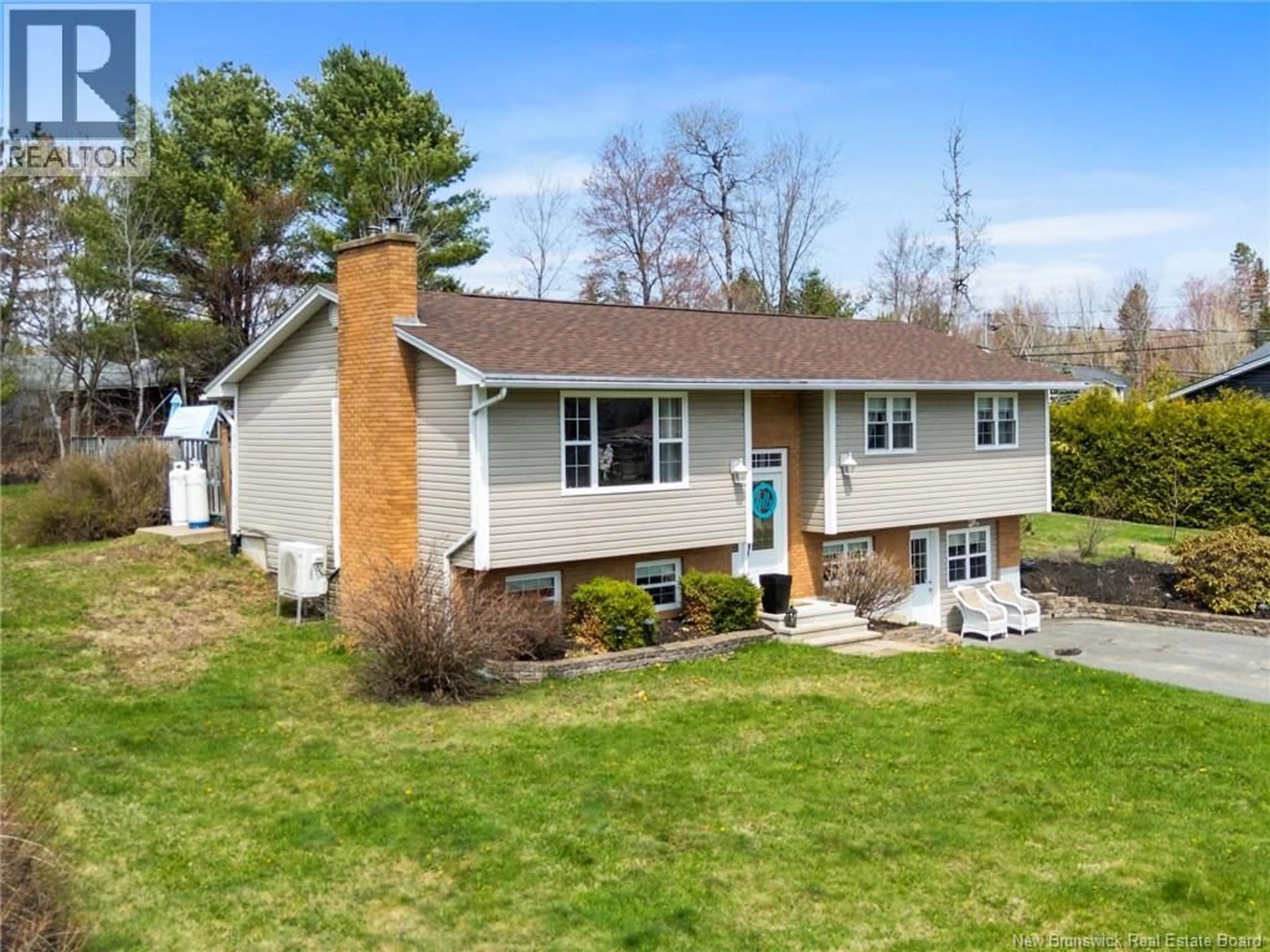 Unknown for 10 LARLEE ROAD, Estey's Bridge New Brunswick E3G6B6