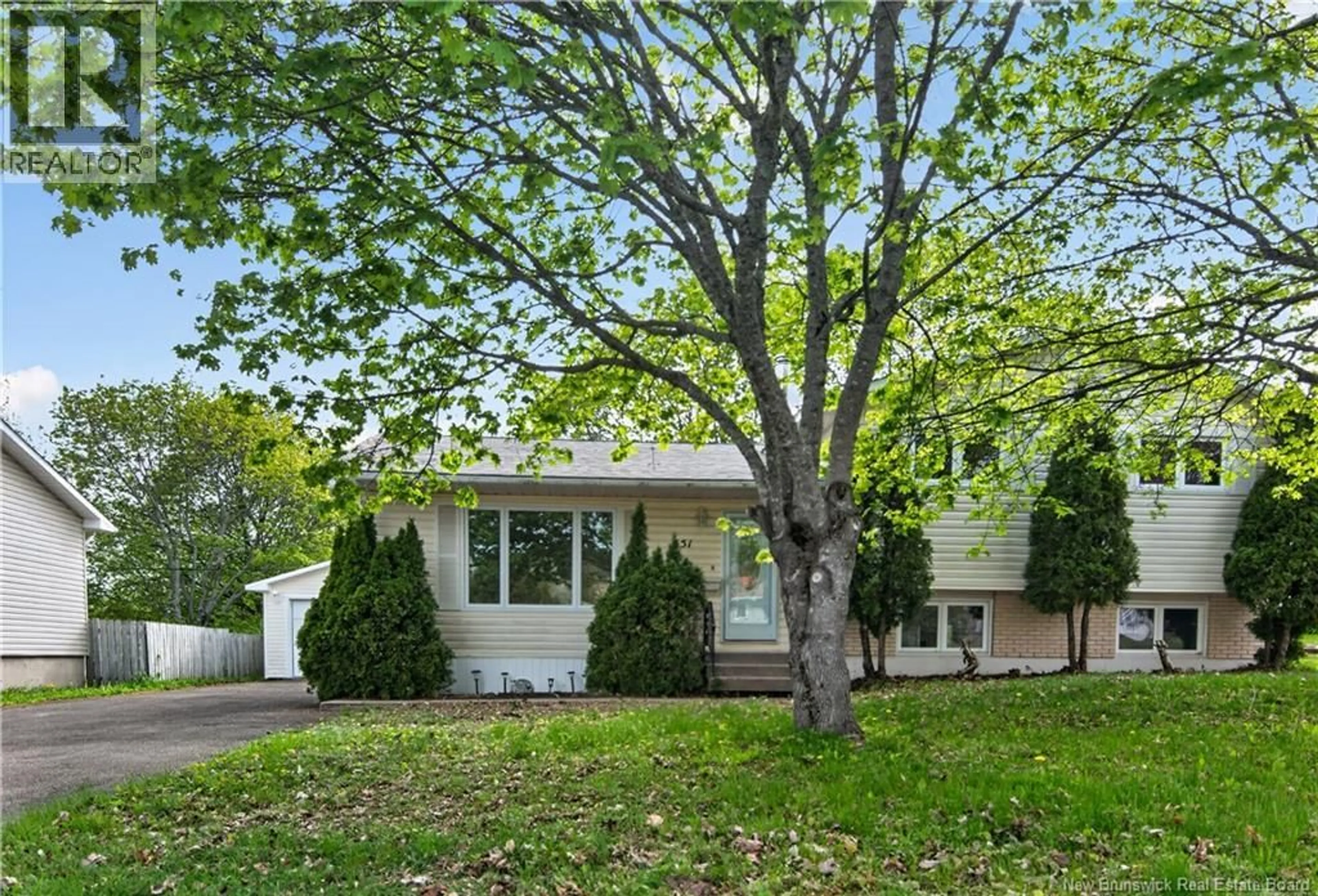 Home with vinyl exterior material, street for 551 LAFLEUR STREET, Dieppe New Brunswick E1A5V2