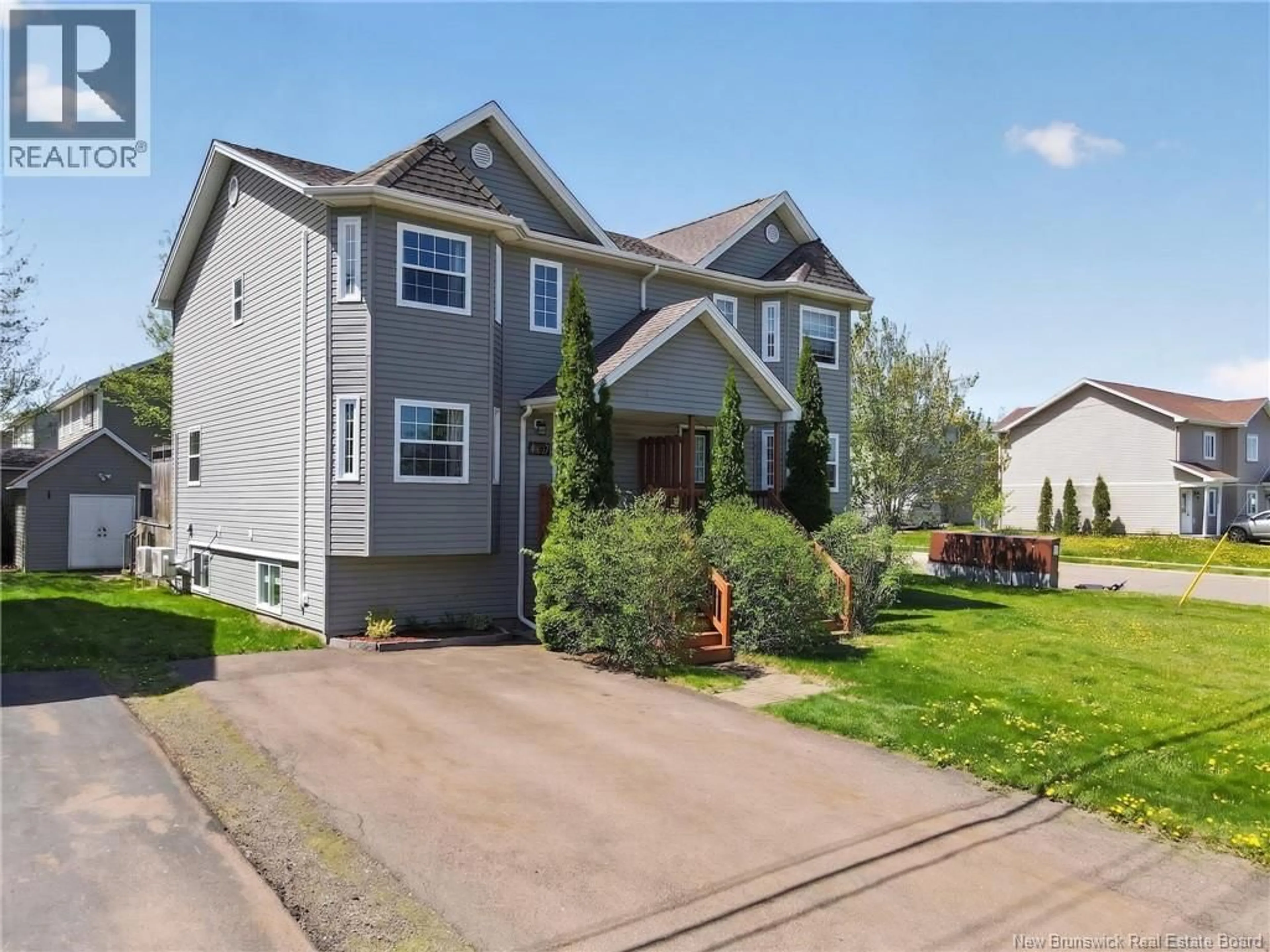 Home with vinyl exterior material, street for 216 GLENCAIRN DRIVE, Moncton New Brunswick E1G5N8