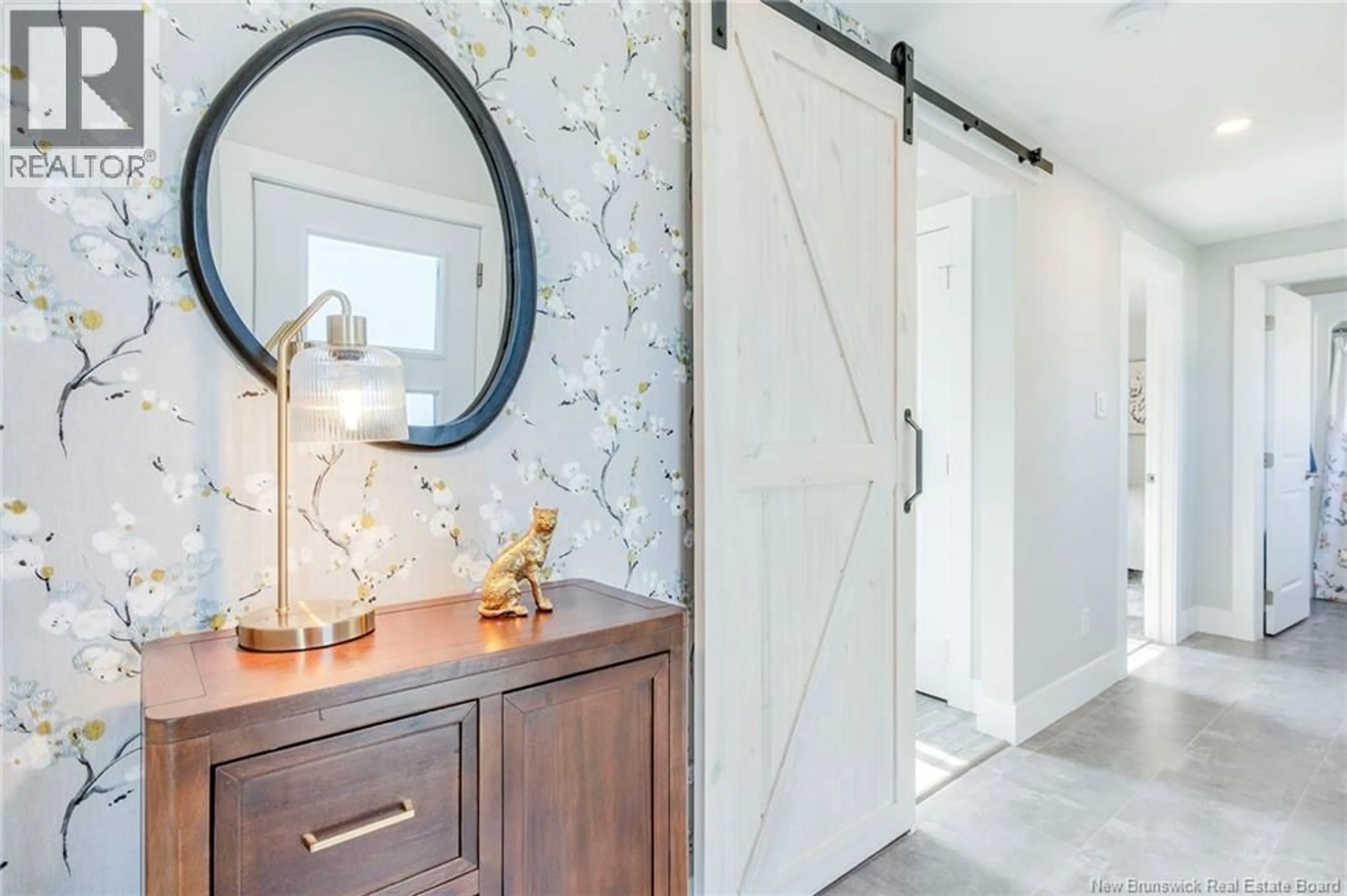 Indoor entryway for 10 RESTIGOUCHE, Dieppe New Brunswick E1A7N1