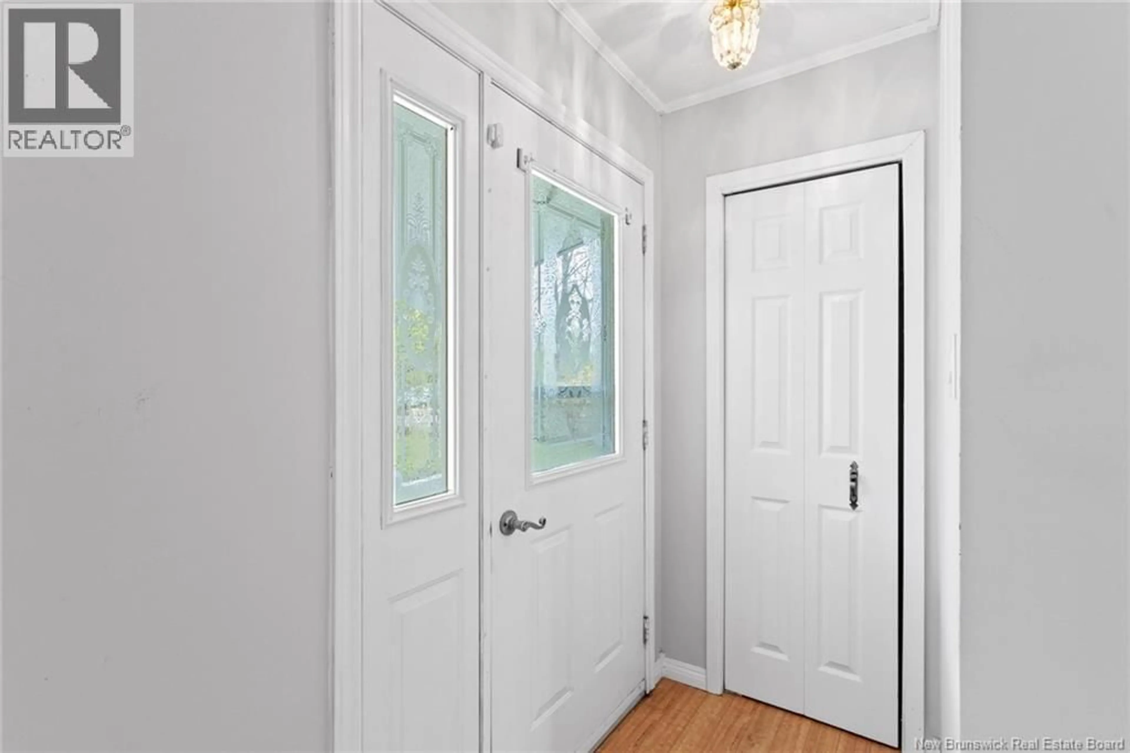 Indoor entryway for 114 CONFEDERATION AVE, New Maryland New Brunswick E3C1E6