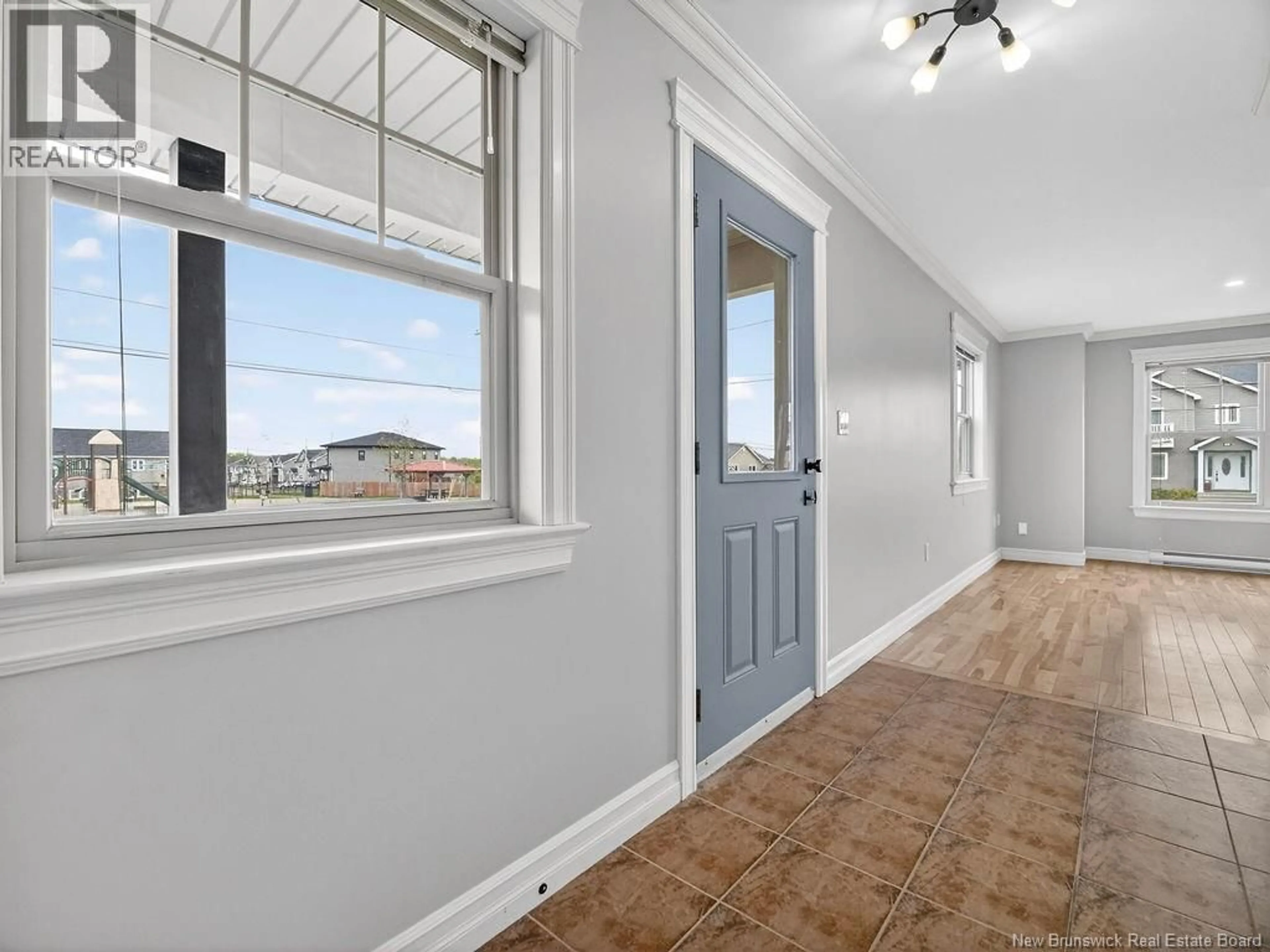 Indoor entryway for 183 FREEMAN STREET, Moncton New Brunswick E1E0E2