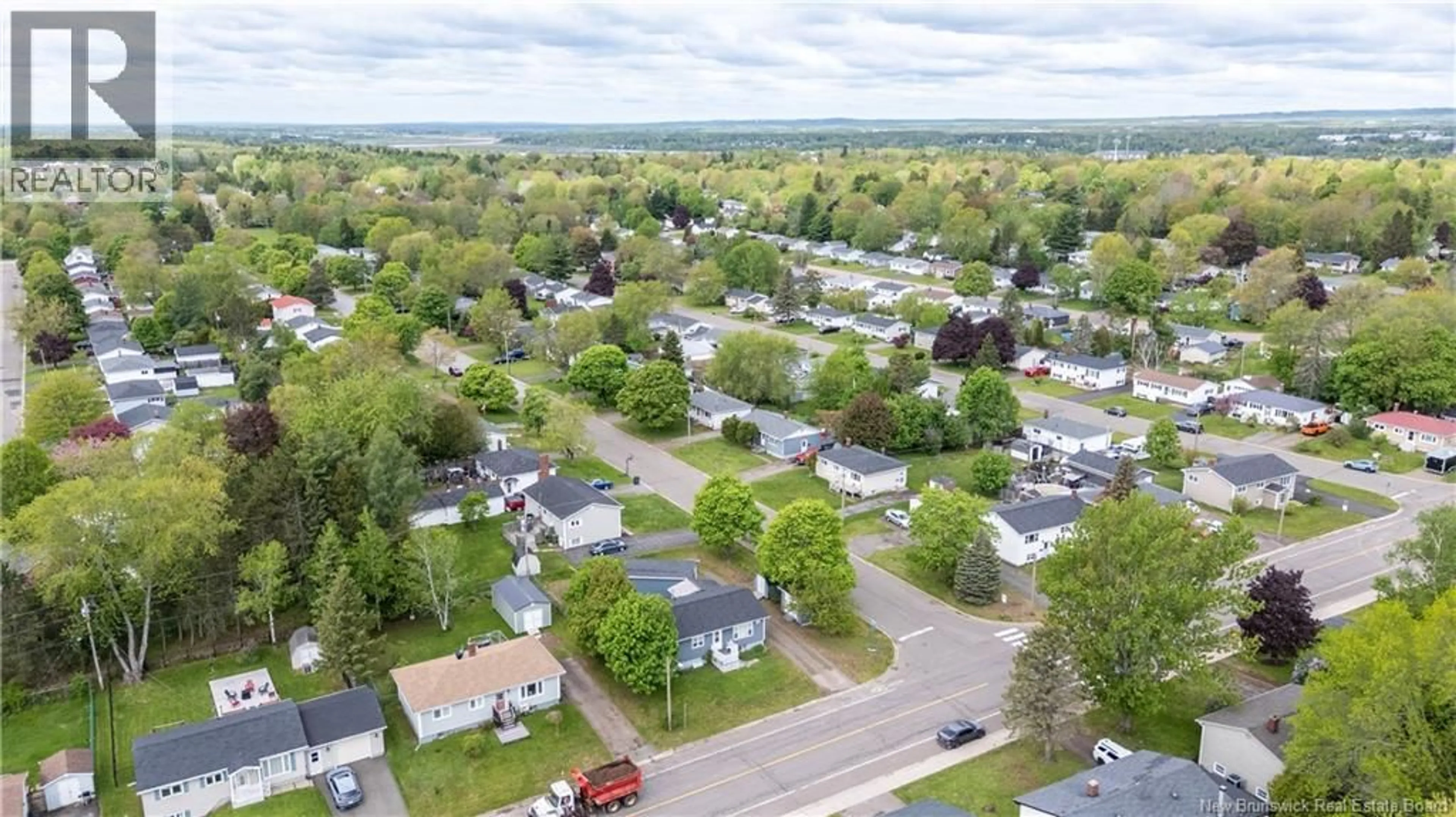 A pic from outside/outdoor area/front of a property/back of a property/a pic from drone, street for 295 BUCKINGHAM AVENUE, Riverview New Brunswick E1B2P4