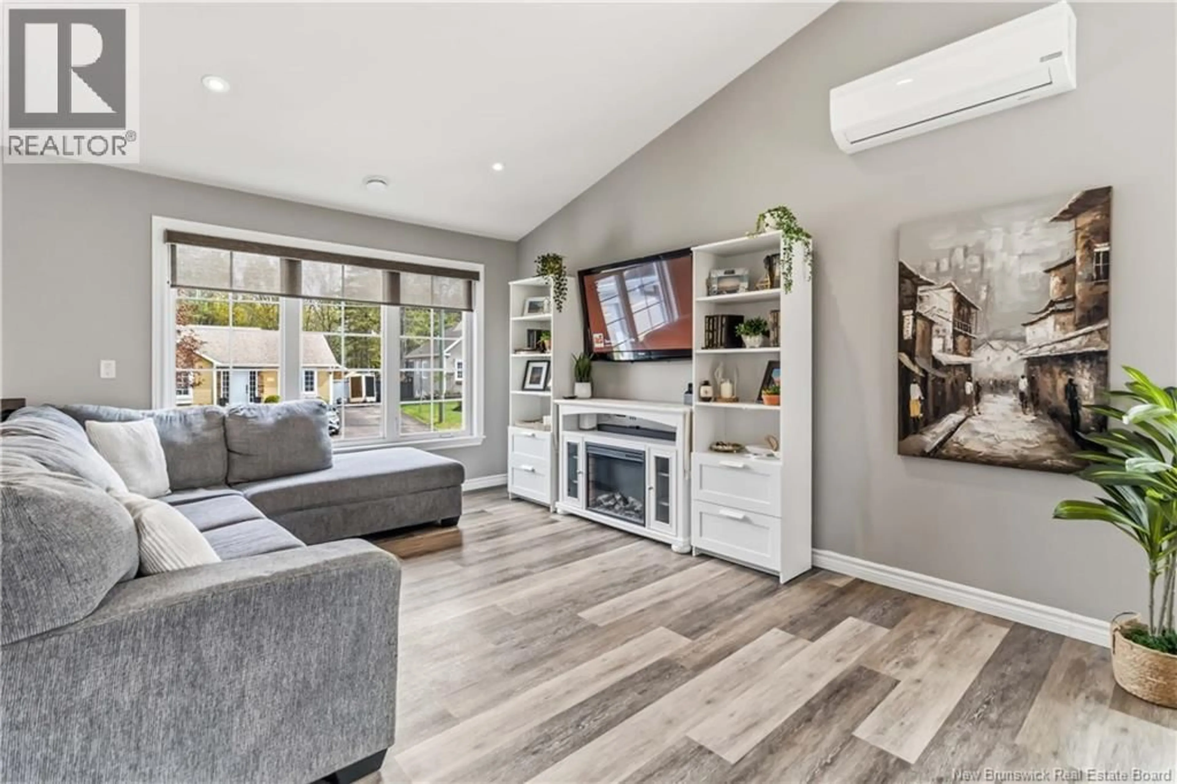 Living room with furniture, unknown for 229 DU MOULIN, Dieppe New Brunswick E1A0Y3