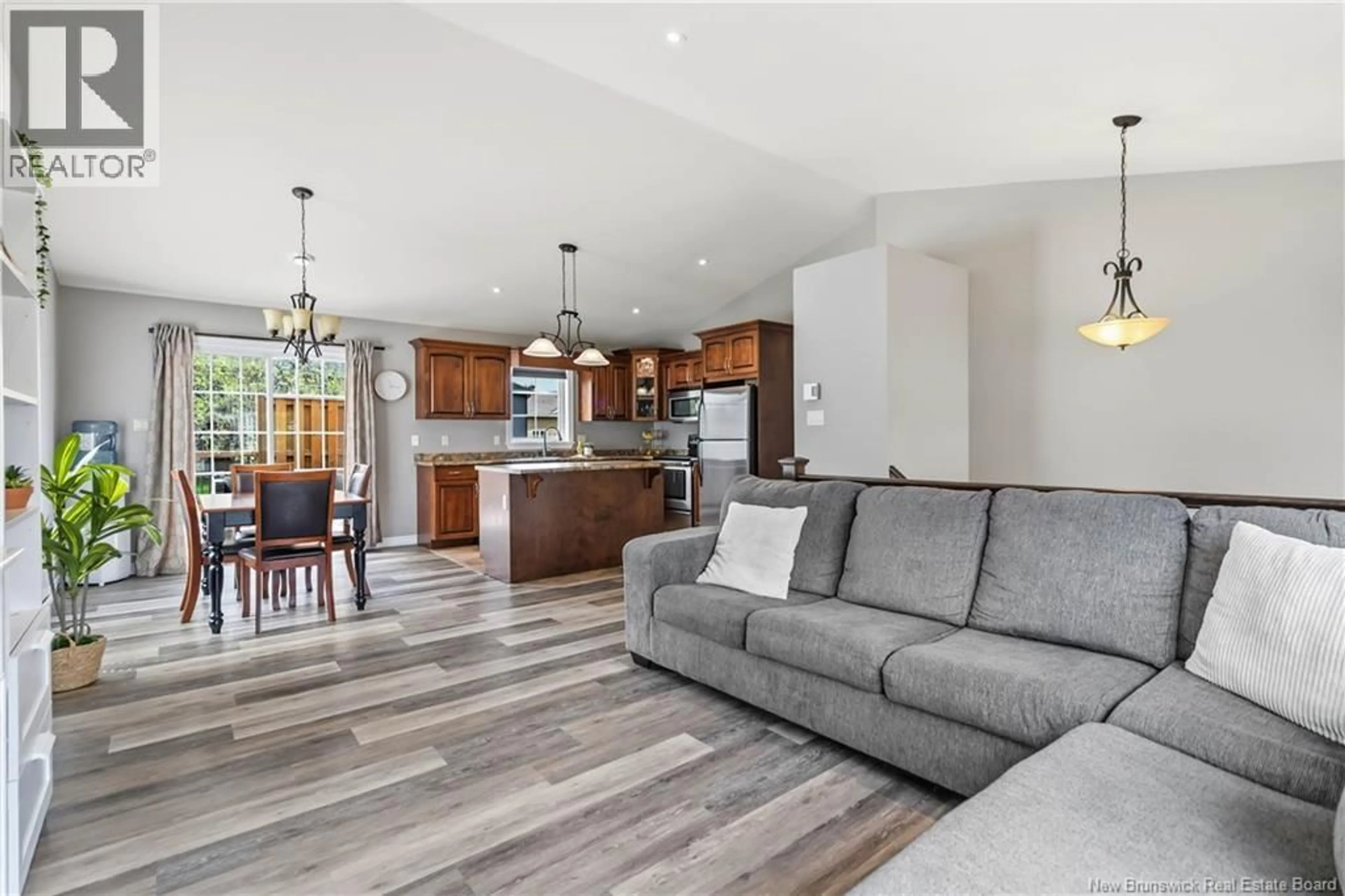 Open concept kitchen, unknown for 229 DU MOULIN, Dieppe New Brunswick E1A0Y3
