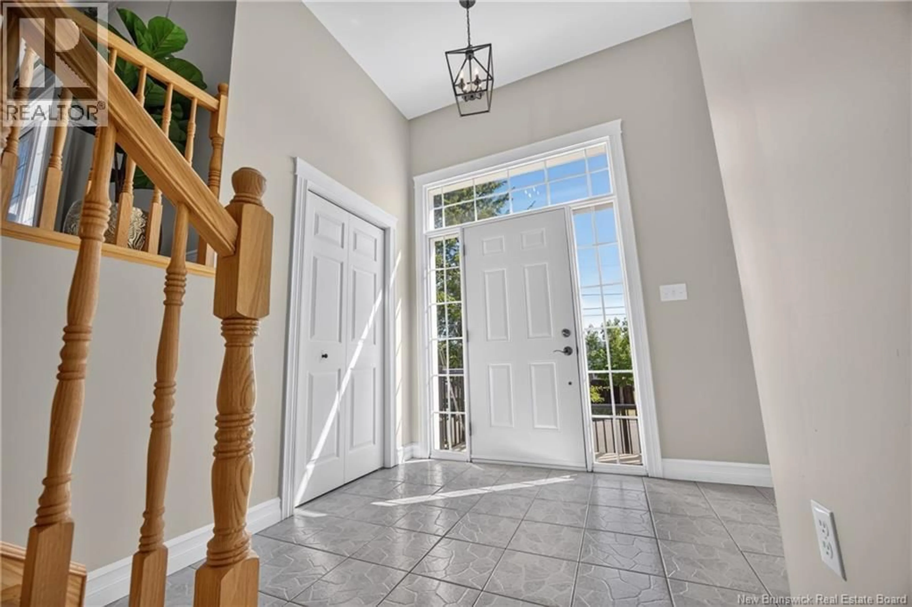 Indoor entryway for 28 BRANDON COURT, Fredericton New Brunswick E3G0X5