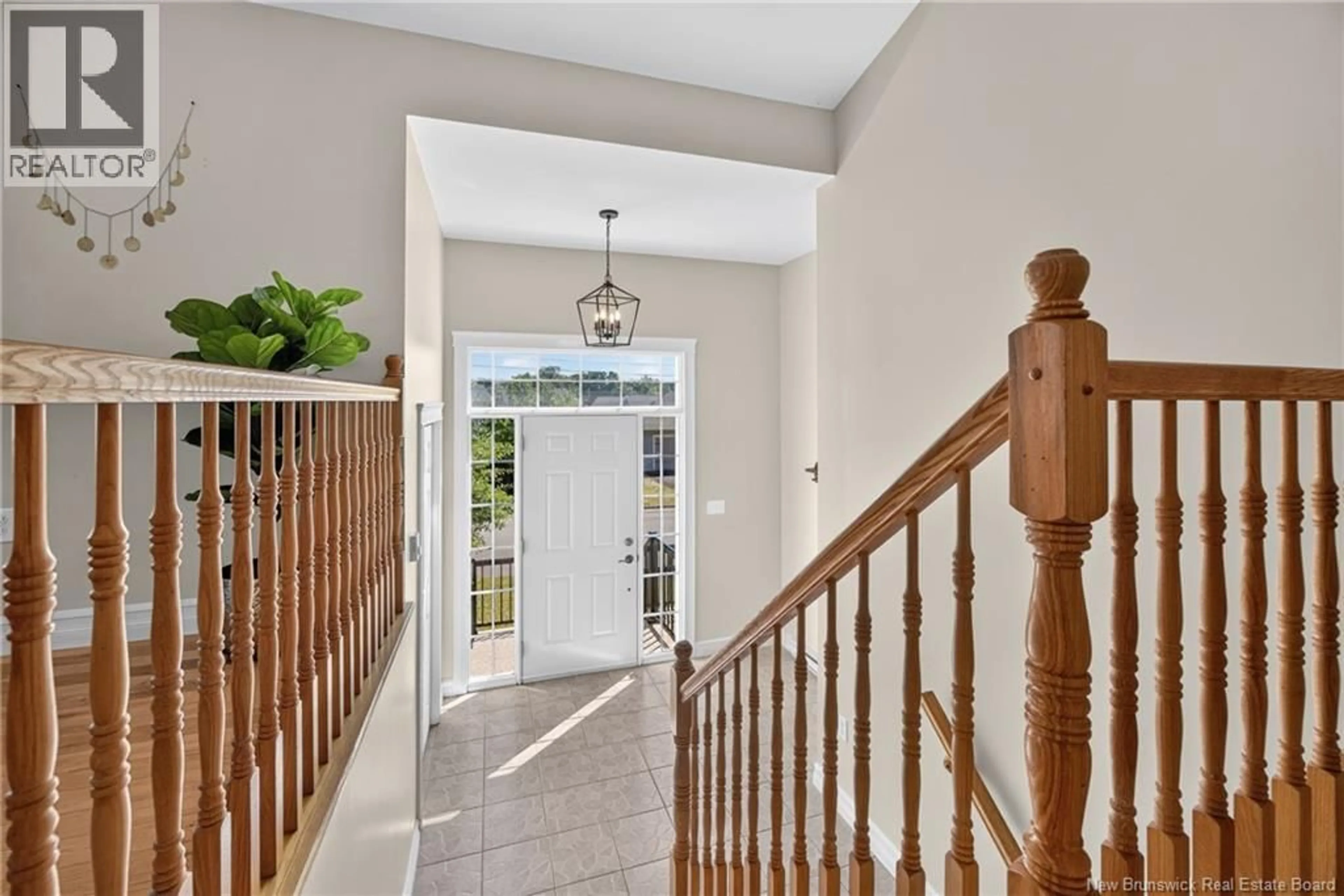 Indoor entryway for 28 BRANDON COURT, Fredericton New Brunswick E3G0X5