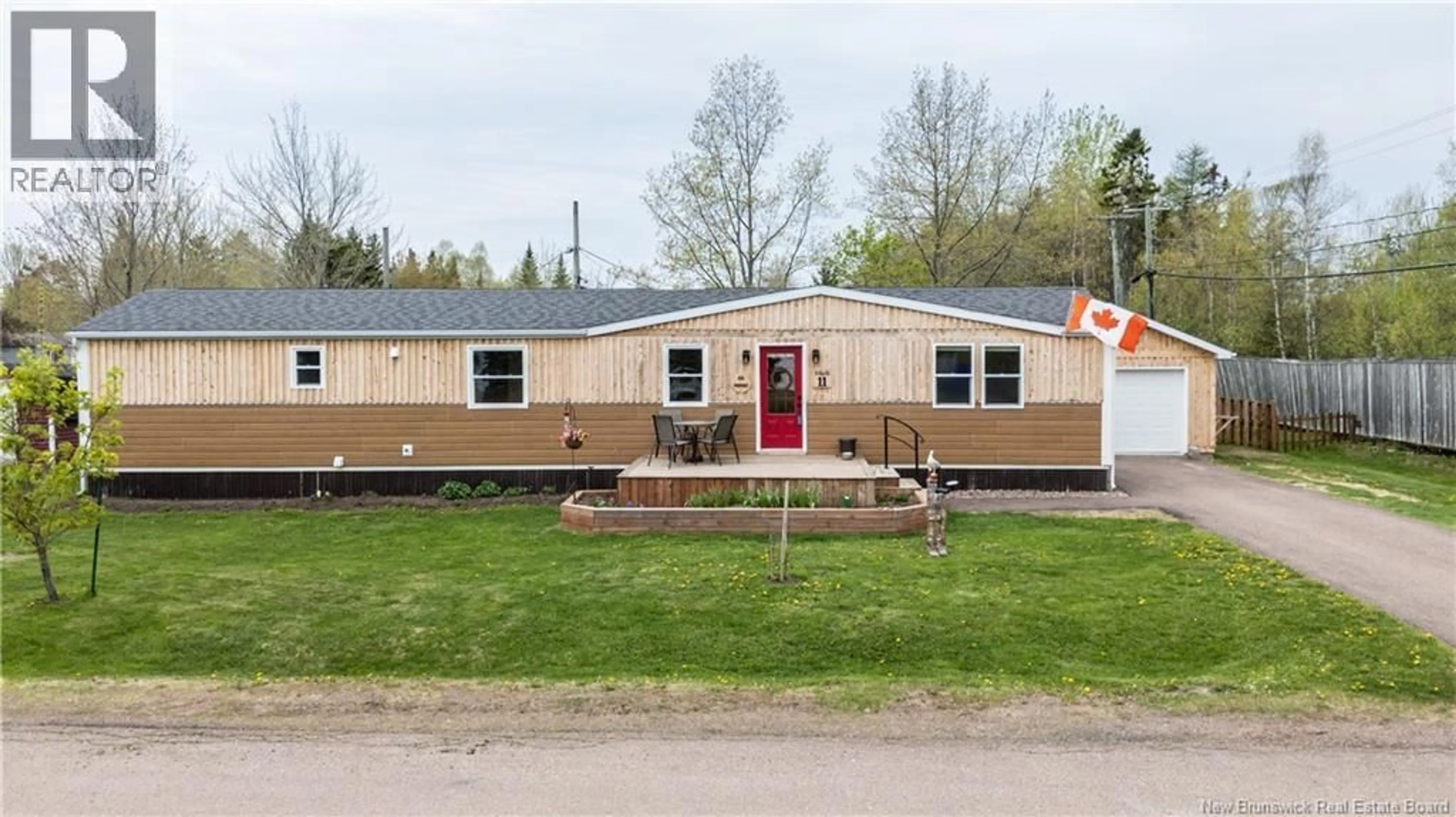 Home with vinyl exterior material, street for 11 SEAGULL STREET, Moncton New Brunswick E1H3A6