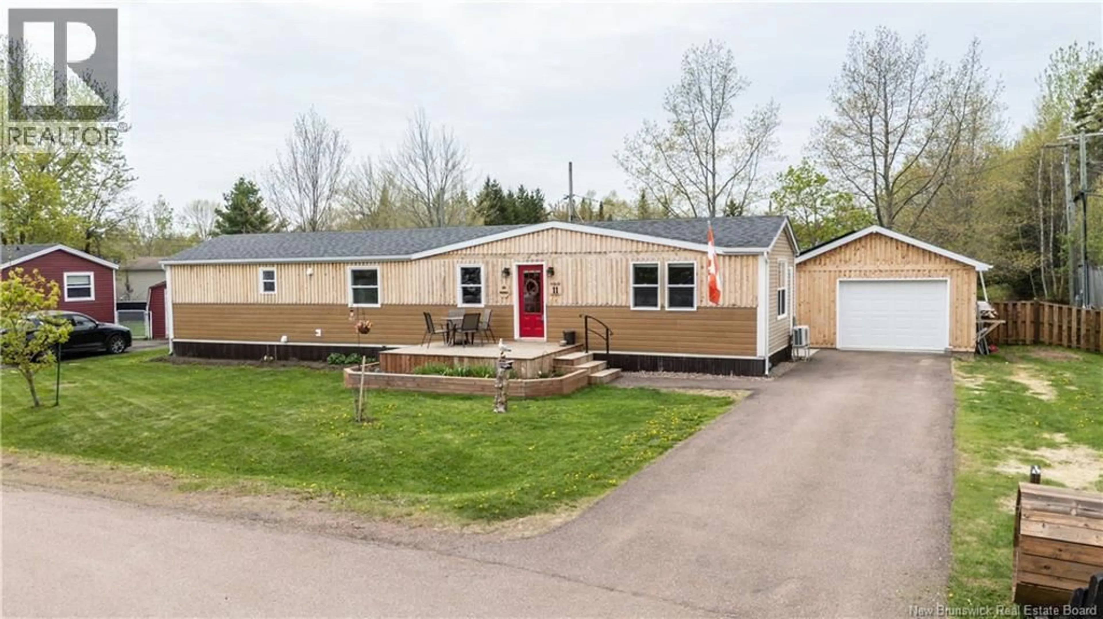 Home with vinyl exterior material, street for 11 SEAGULL STREET, Moncton New Brunswick E1H3A6
