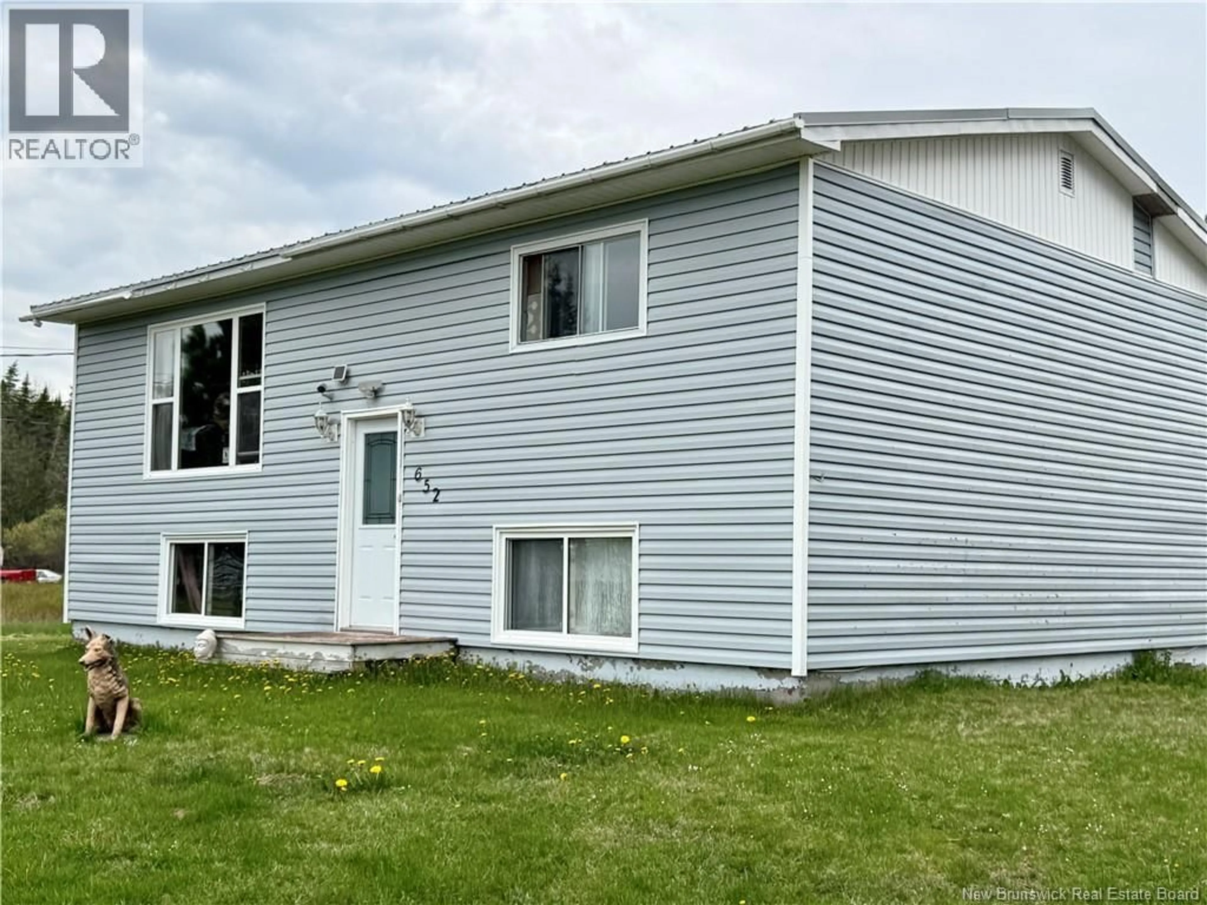Home with vinyl exterior material, building for 652 ROUTE 825, Garnett Settlement New Brunswick E2S1V1
