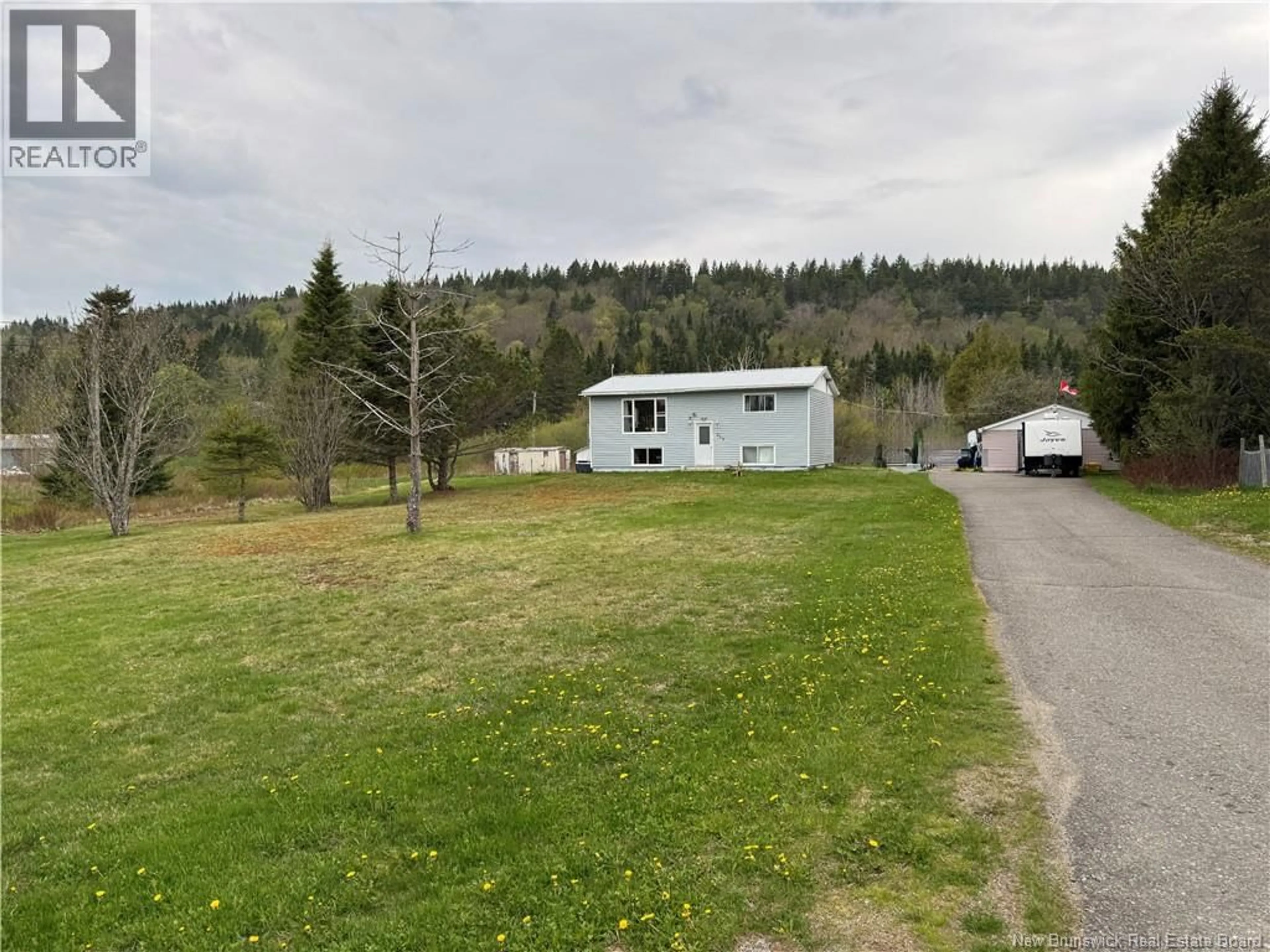 A pic from outside/outdoor area/front of a property/back of a property/a pic from drone, mountain view for 652 ROUTE 825, Garnett Settlement New Brunswick E2S1V1