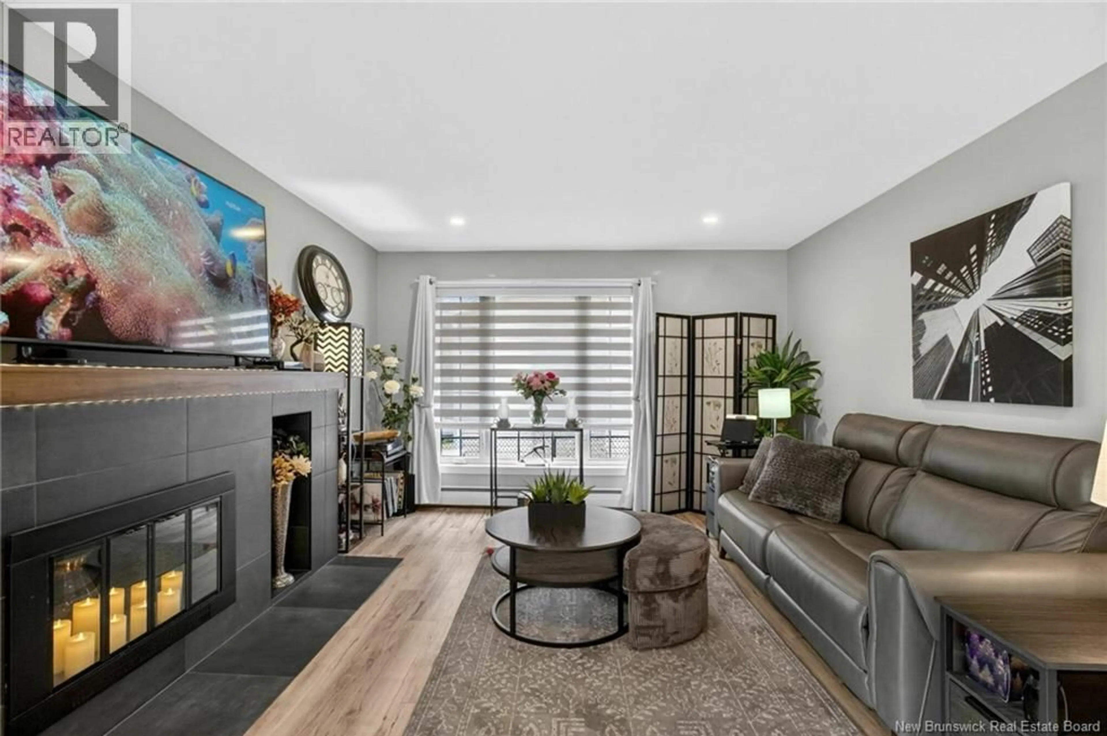 Living room with furniture, unknown for 240 DENYS AVENUE, Dieppe New Brunswick E1A1B9