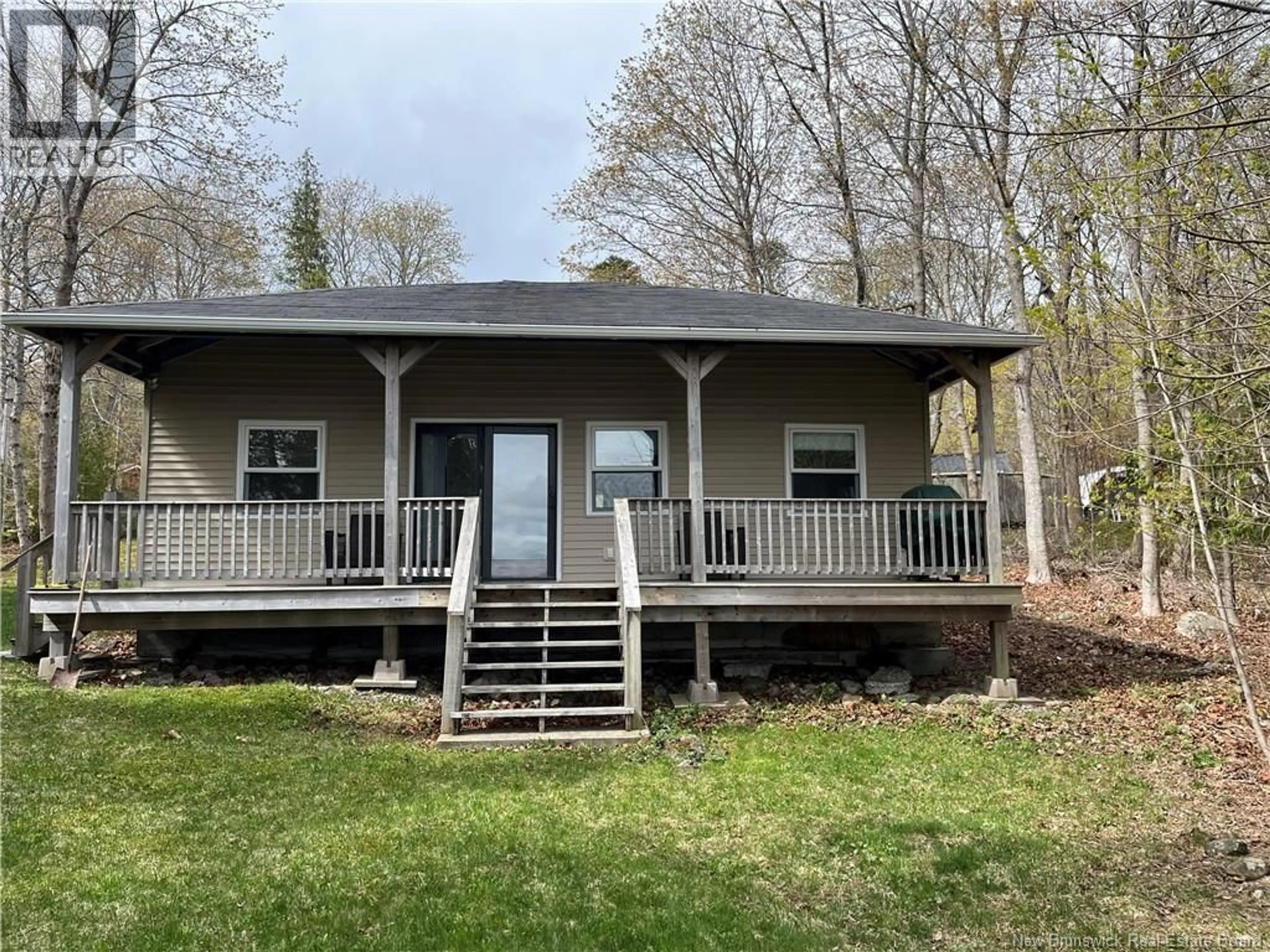 Home with vinyl exterior material, unknown for 47 BIRCHMOUNT DRIVE, Saint John New Brunswick E2M6L6