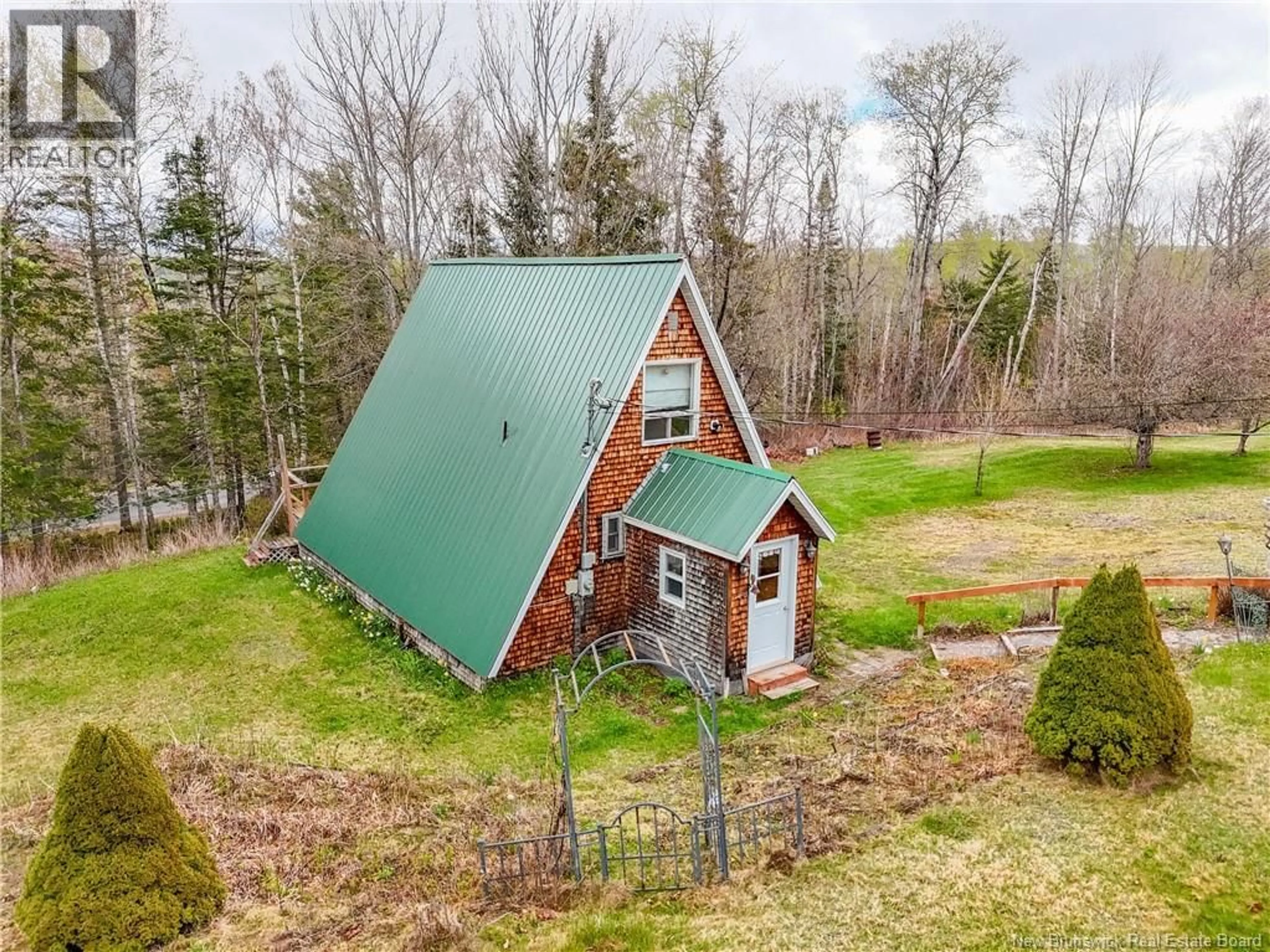 A pic from outside/outdoor area/front of a property/back of a property/a pic from drone, unknown for 8 BOYNE LANE, Burtts Corner New Brunswick E6L1Z7
