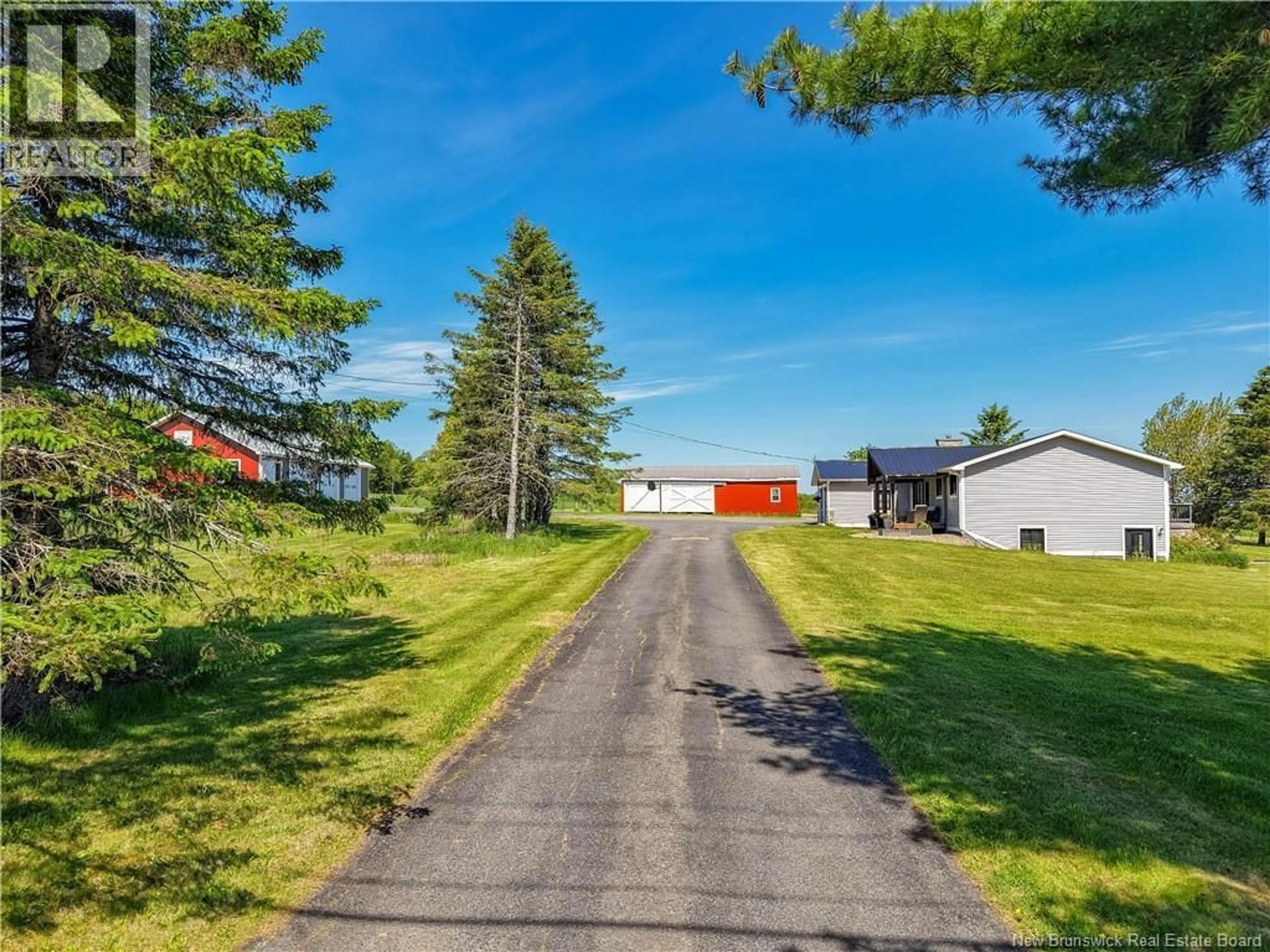 A pic from outside/outdoor area/front of a property/back of a property/a pic from drone, street for 1252 ROUTE 3, Harvey New Brunswick E6K3W6