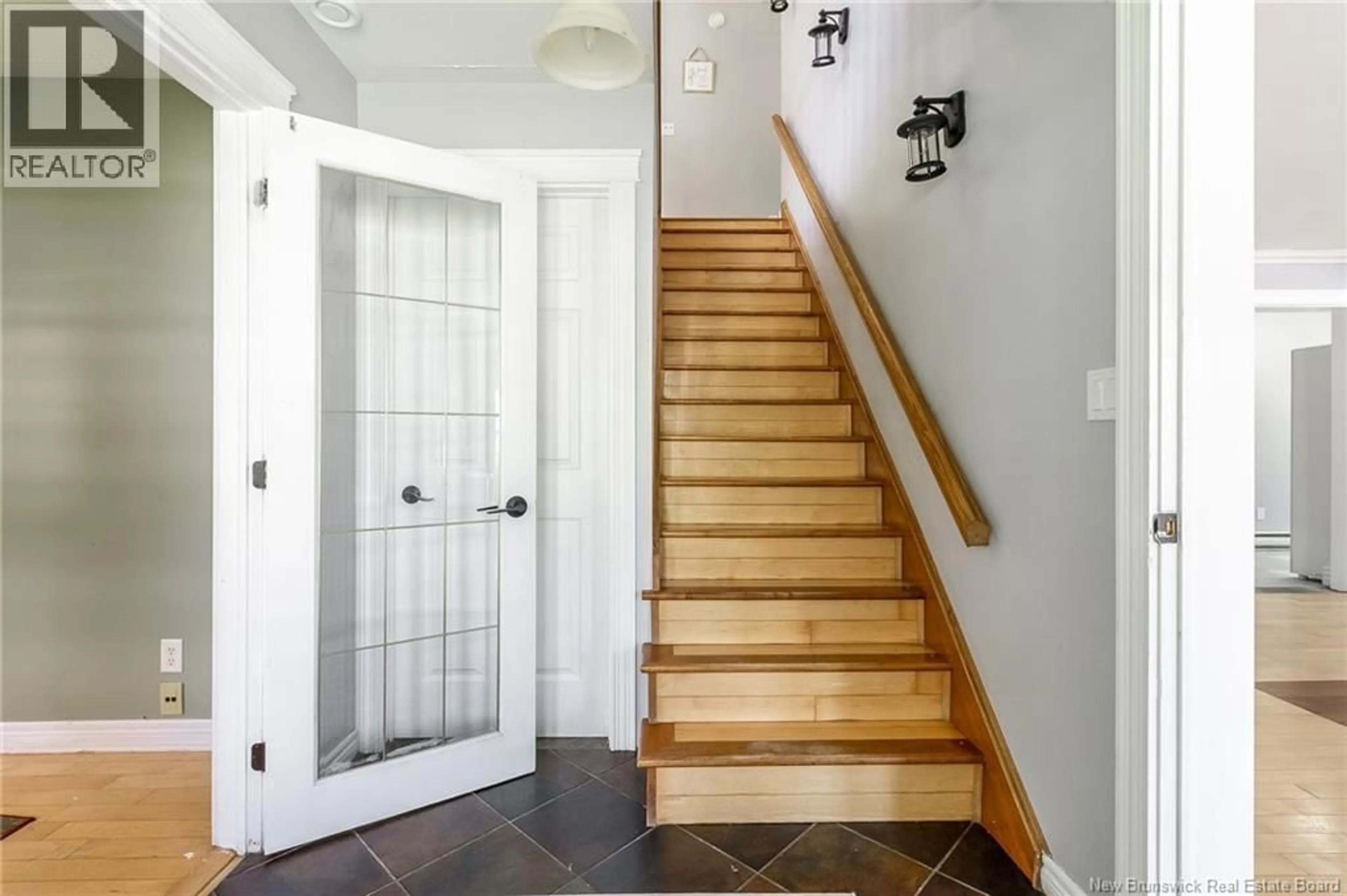 Stairs for 23 DORA DRIVE, Fredericton New Brunswick E3B9L3