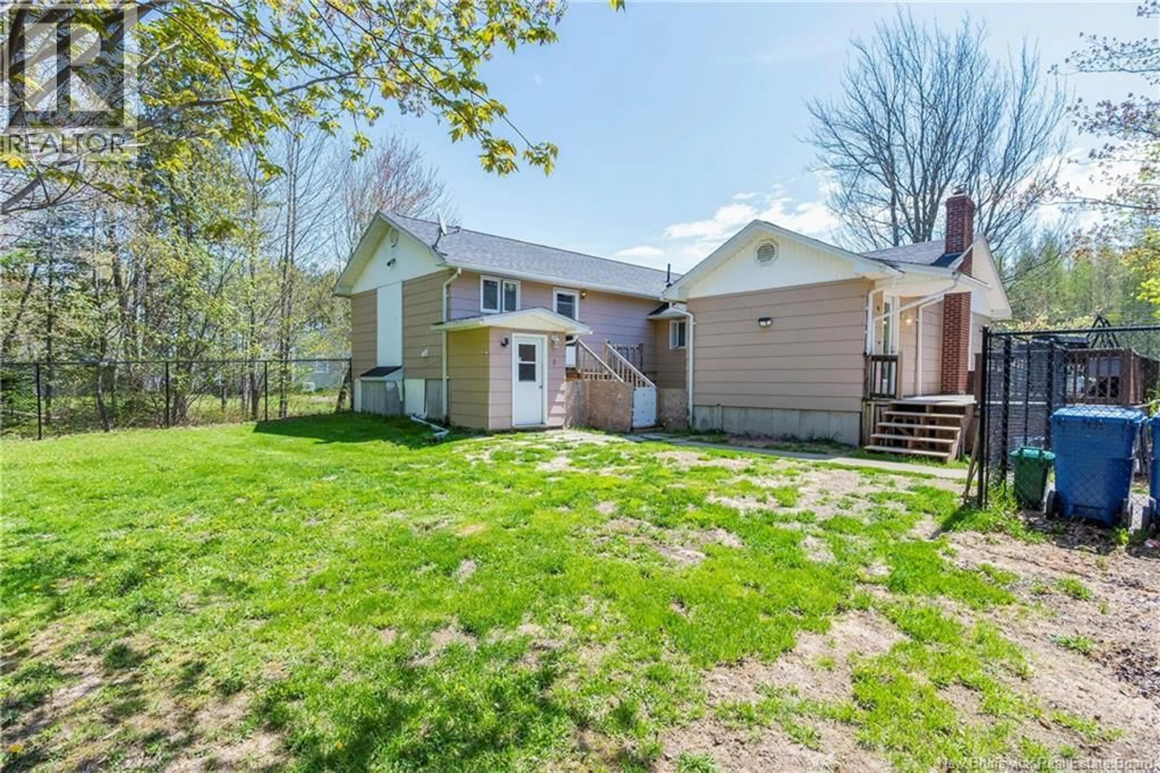 A pic from outside/outdoor area/front of a property/back of a property/a pic from drone, street for 5554 DES ERABLES, Rogersville New Brunswick E4Y1K7