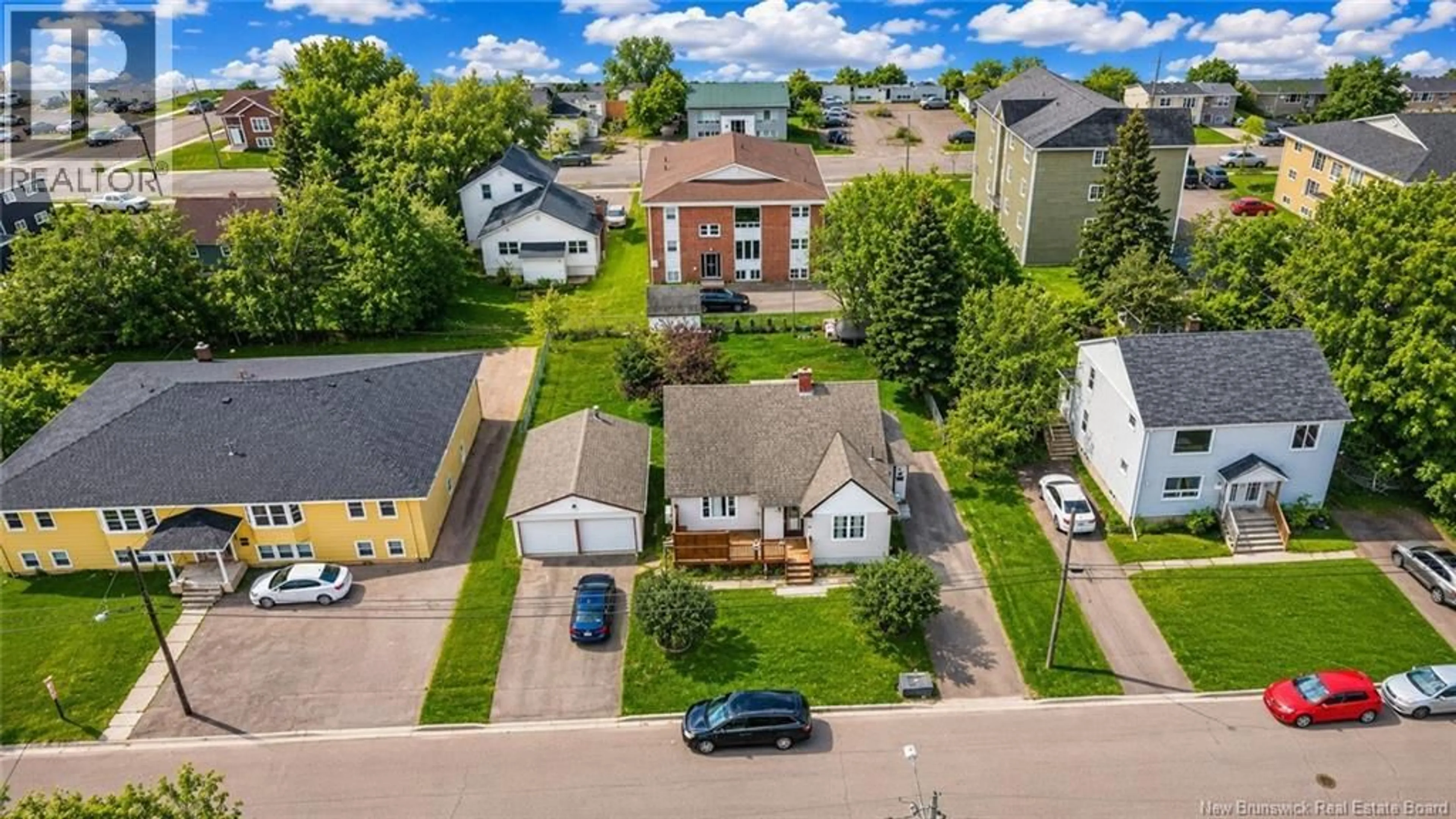 A pic from outside/outdoor area/front of a property/back of a property/a pic from drone, street for 39 EDMOND STREET, Moncton New Brunswick E1A3K5