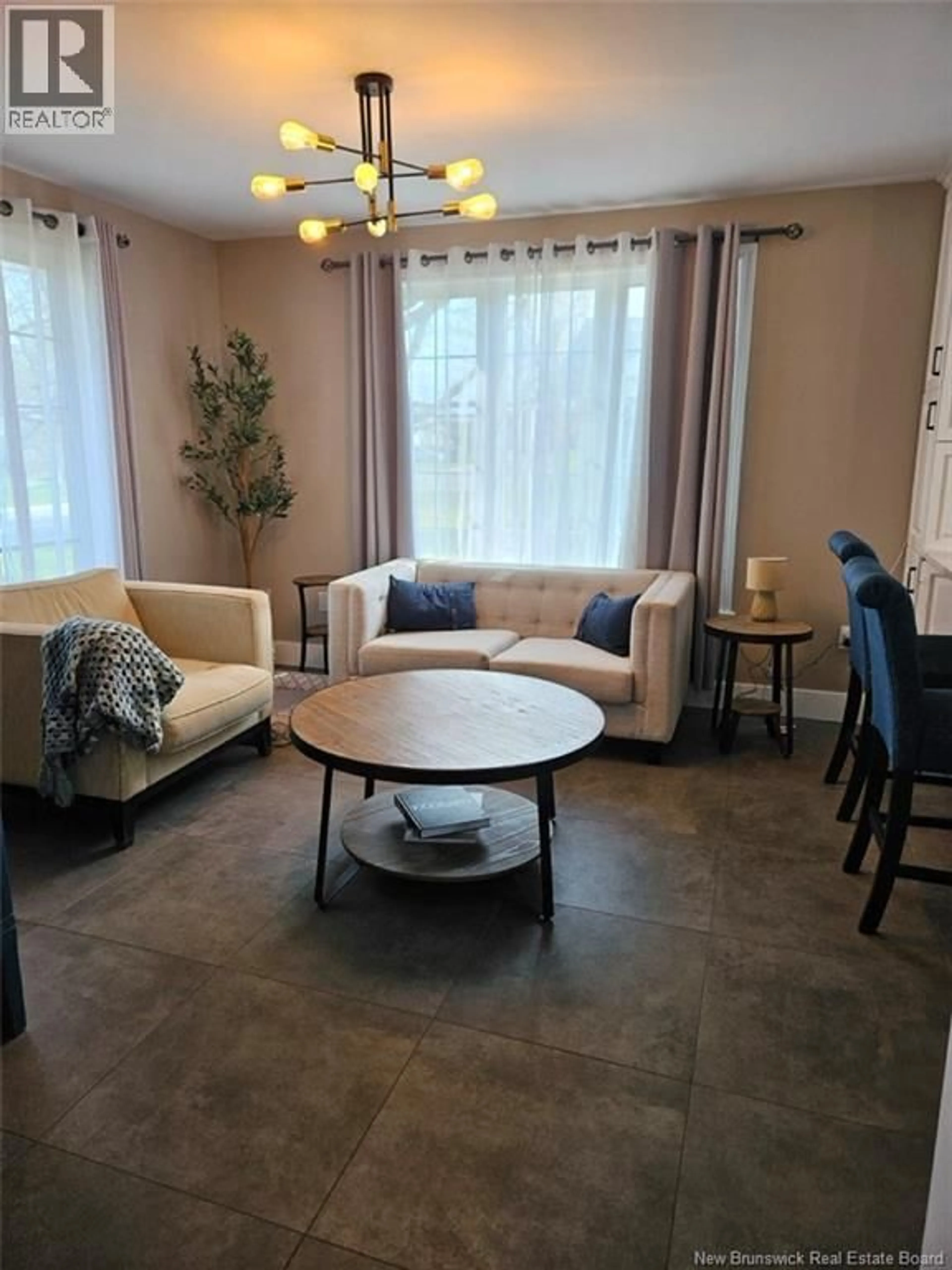 Living room with furniture, unknown for 930 O'NEIL AVENUE, Bathurst New Brunswick E2A2L3