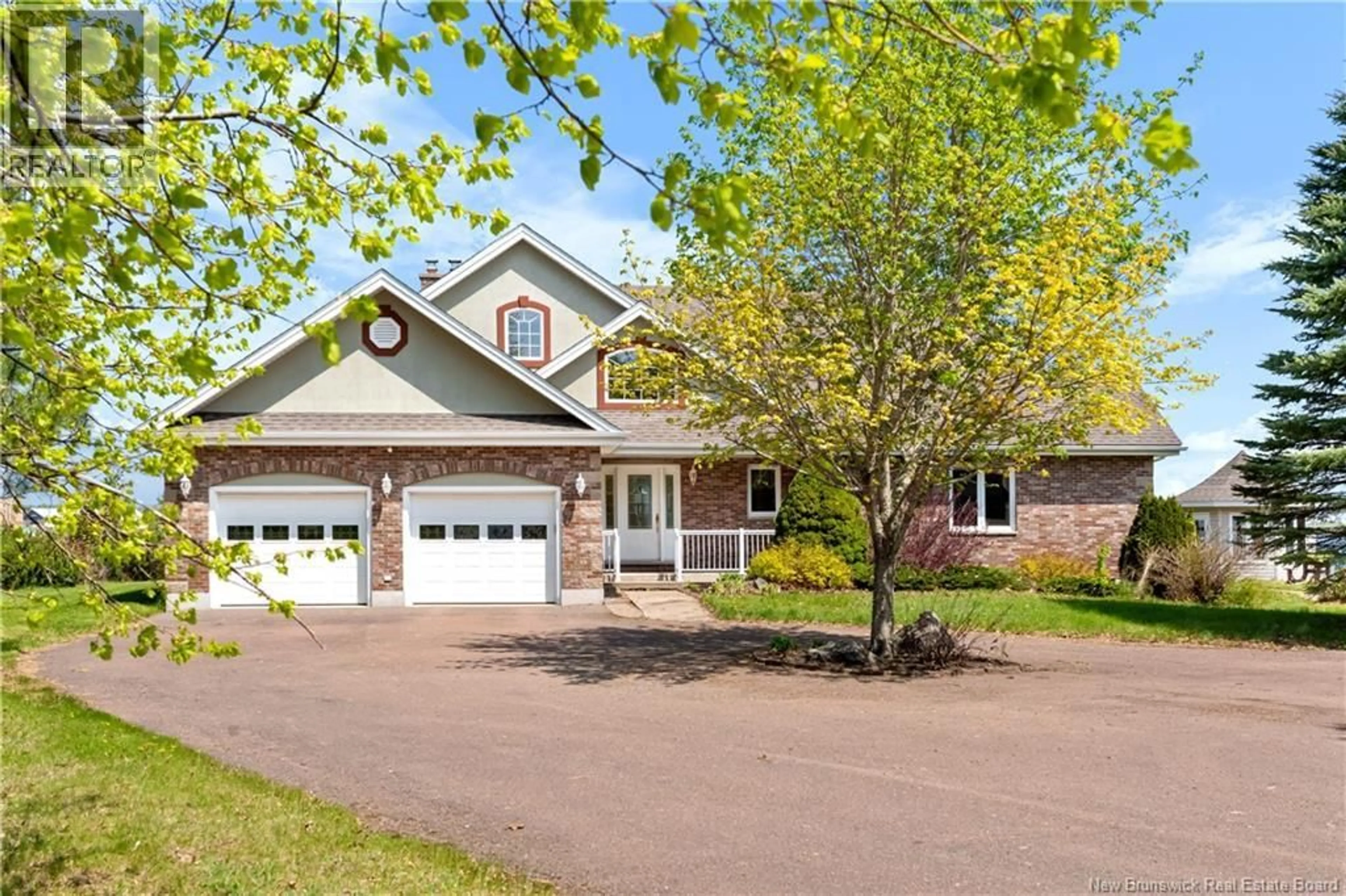 Home with brick exterior material, street for 28 CHEMIN RIVE SUD, Cocagne New Brunswick E4R2X1