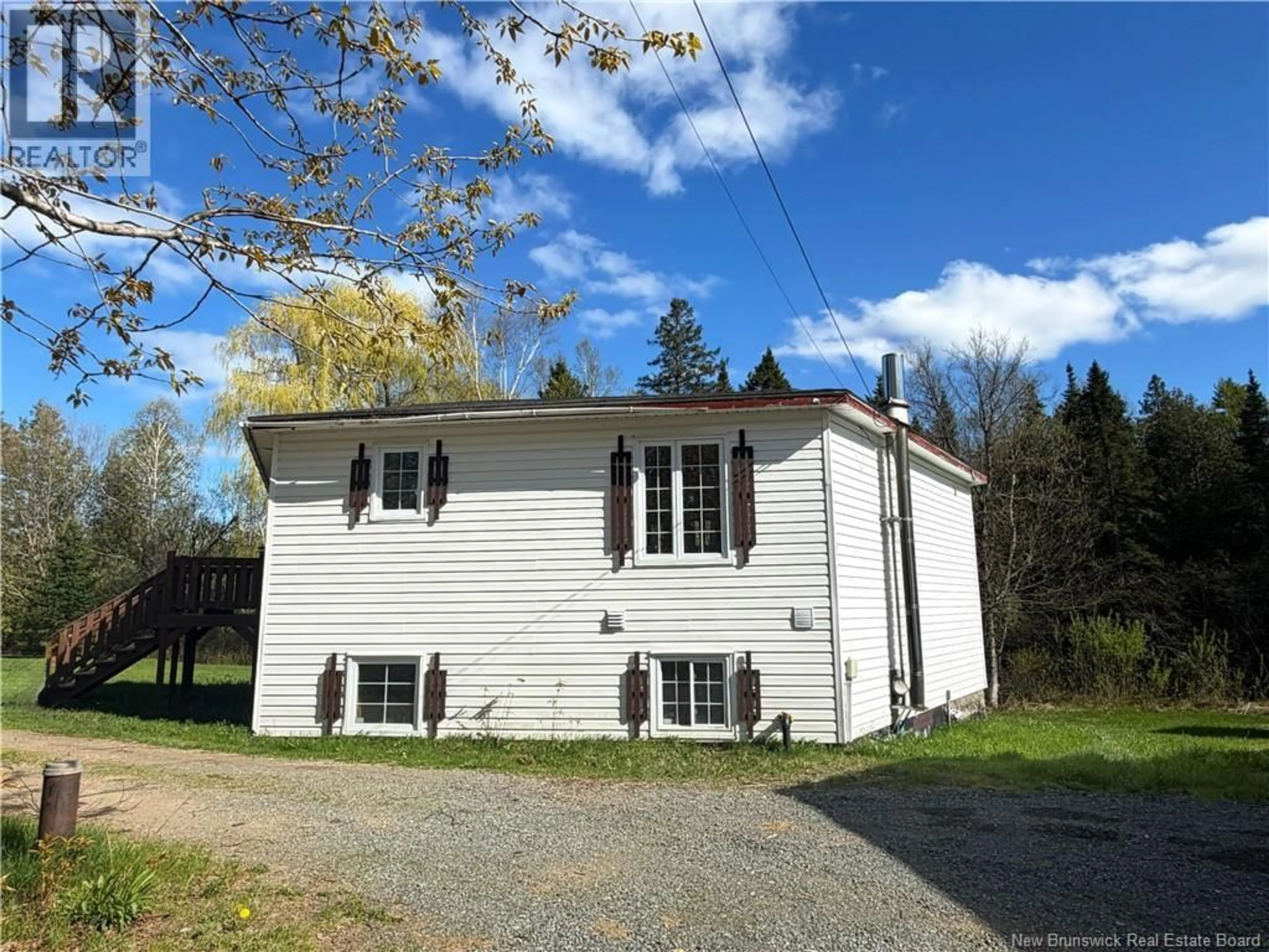 Home with vinyl exterior material, building for 1819 ROUTE 315, Dunlop New Brunswick E8K2K7