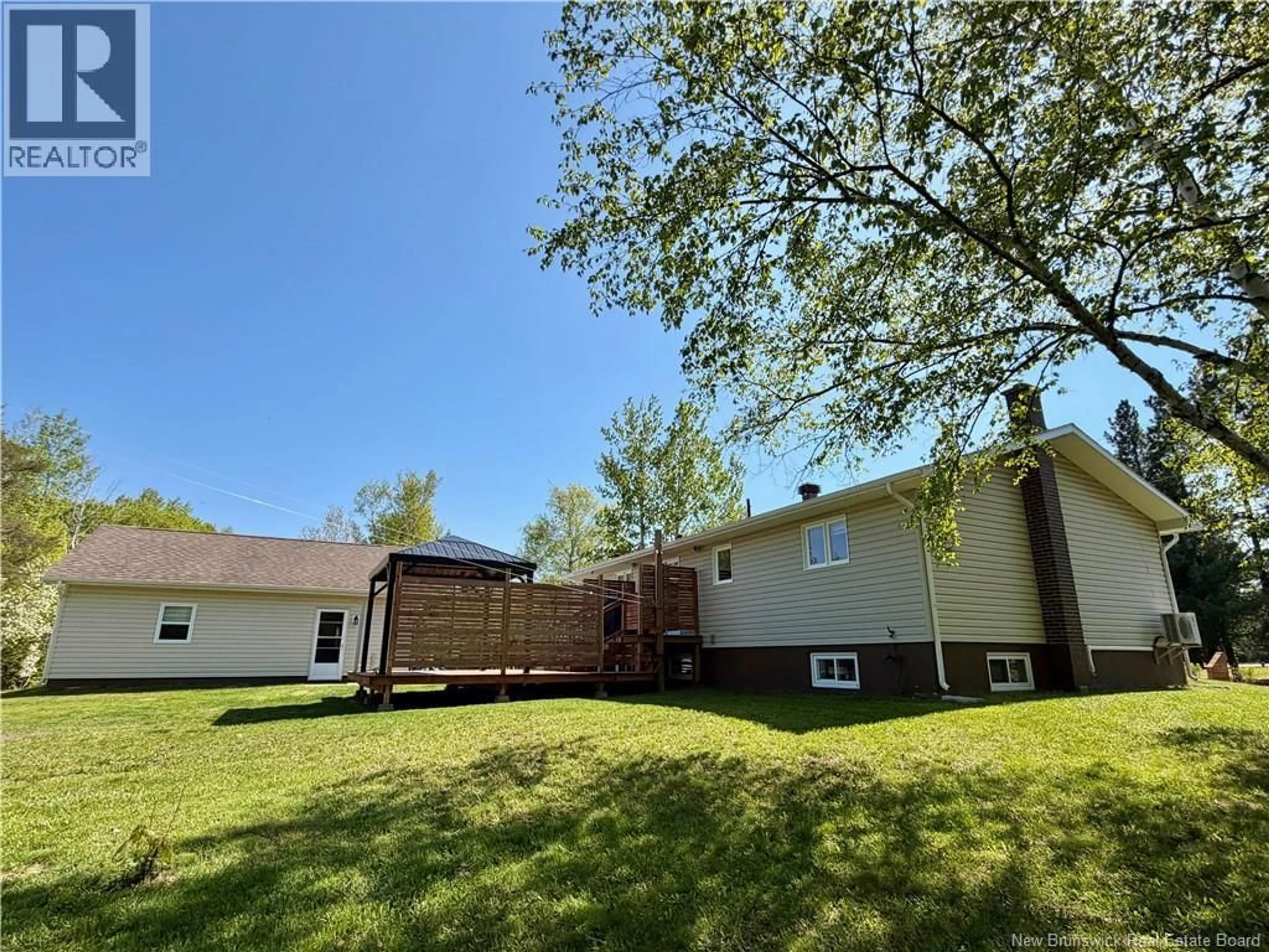 A pic from outside/outdoor area/front of a property/back of a property/a pic from drone, unknown for 393 RUE DES ÉRABLES, Nigadoo New Brunswick E8K3M1