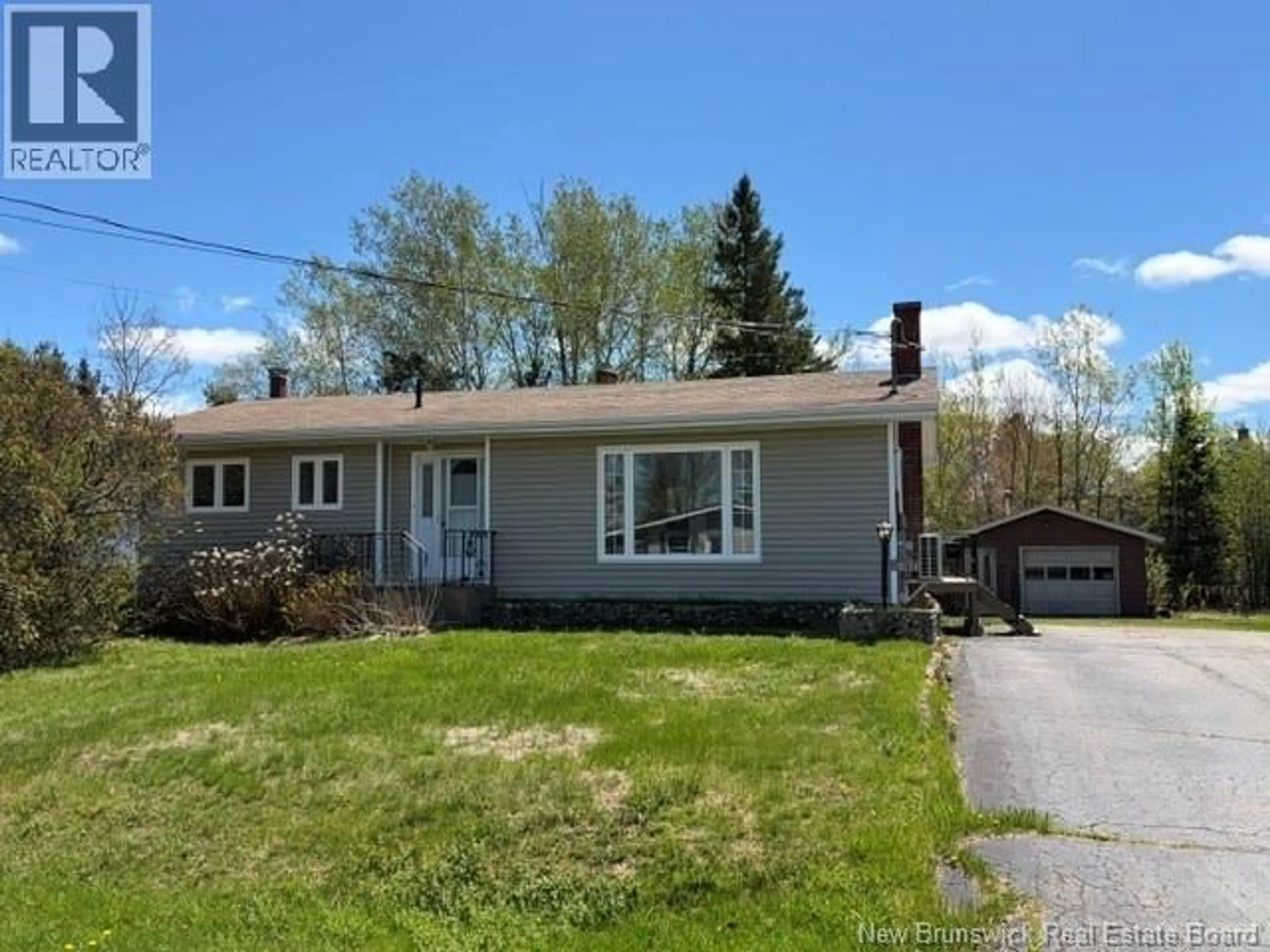 Home with vinyl exterior material, street for 1091 JAMES STREET, Bathurst New Brunswick E2A4L3