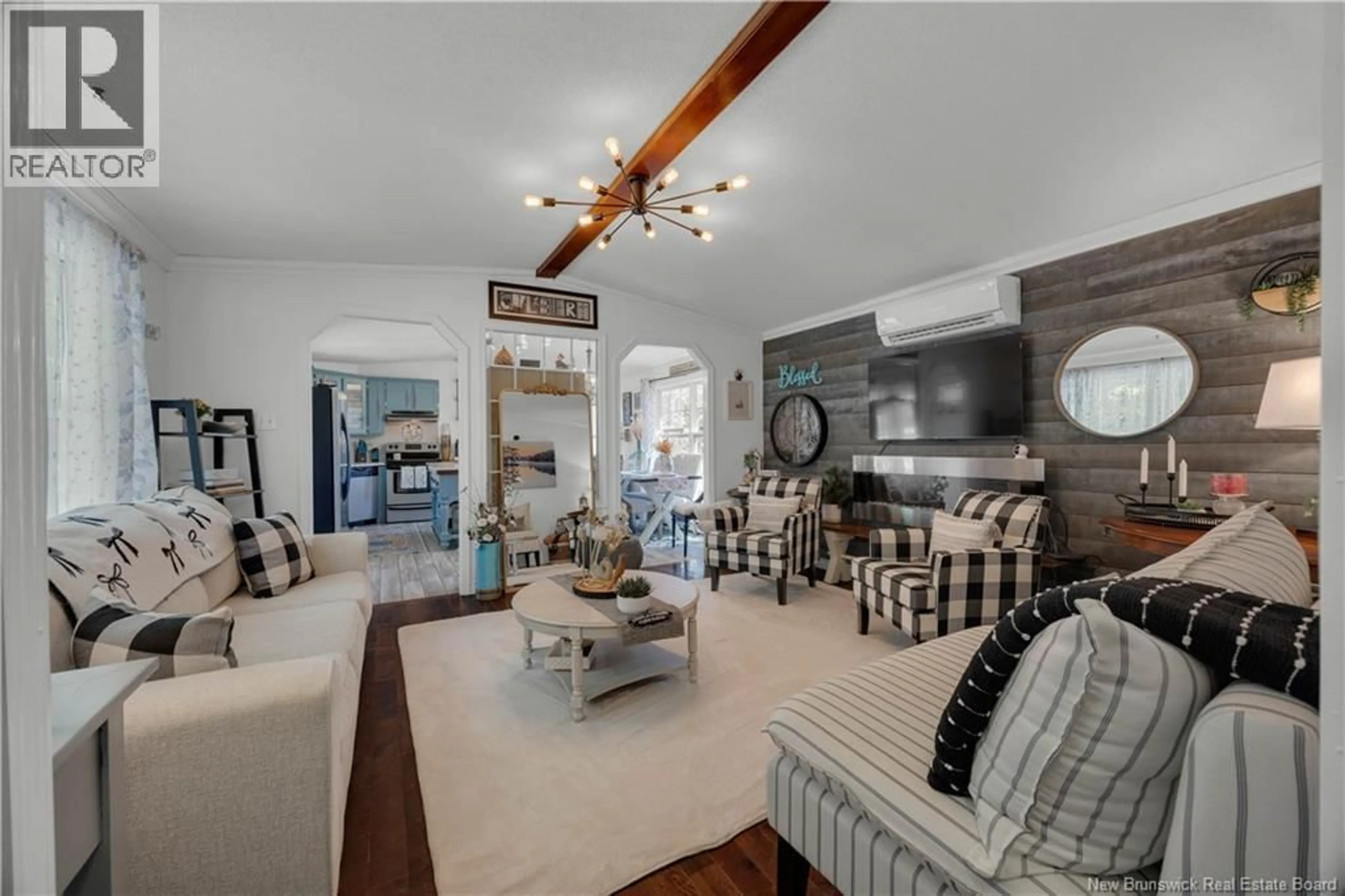 Living room with furniture, unknown for 77 HOLLY LANE, Quispamsis New Brunswick E2G1X7