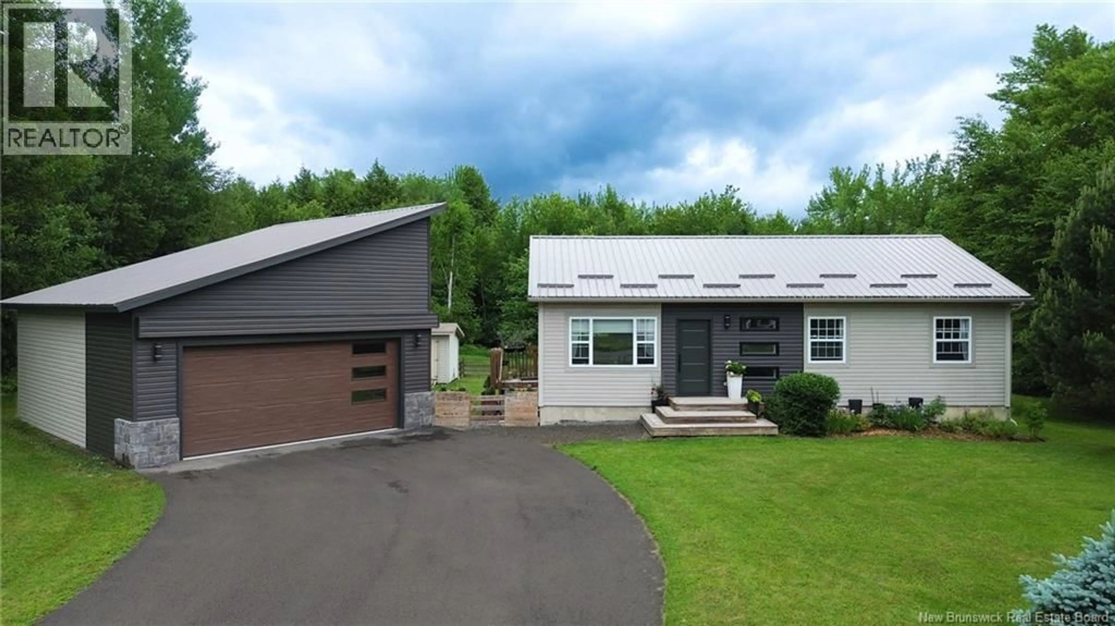 Home with vinyl exterior material, street for 117 ROLLING HILL DRIVE, Richibucto Road New Brunswick E3A9V1