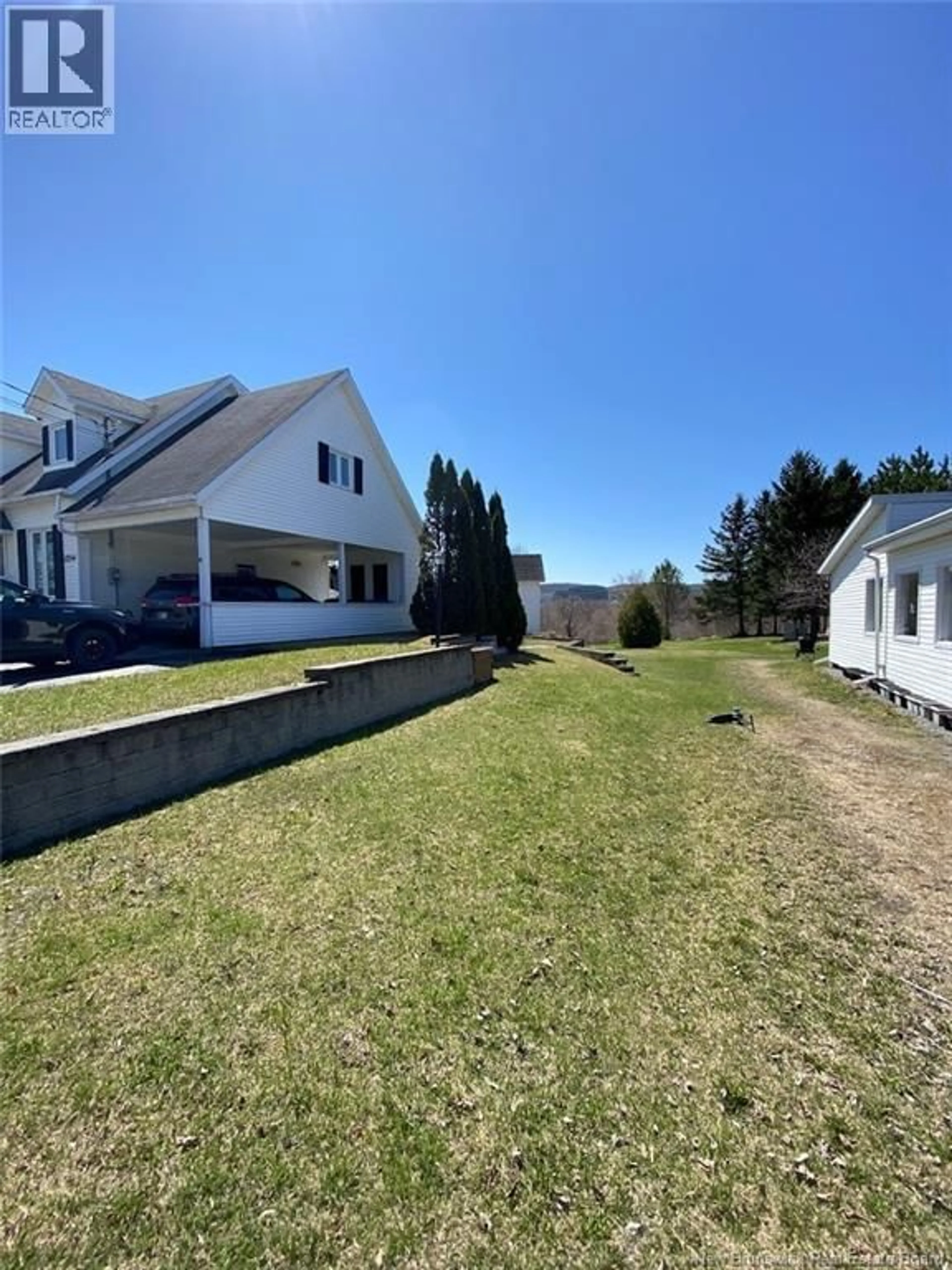 A pic from outside/outdoor area/front of a property/back of a property/a pic from drone, water/lake/river/ocean view for 1234 PRINCIPALE STREET, Saint-Basile New Brunswick E7C1L9