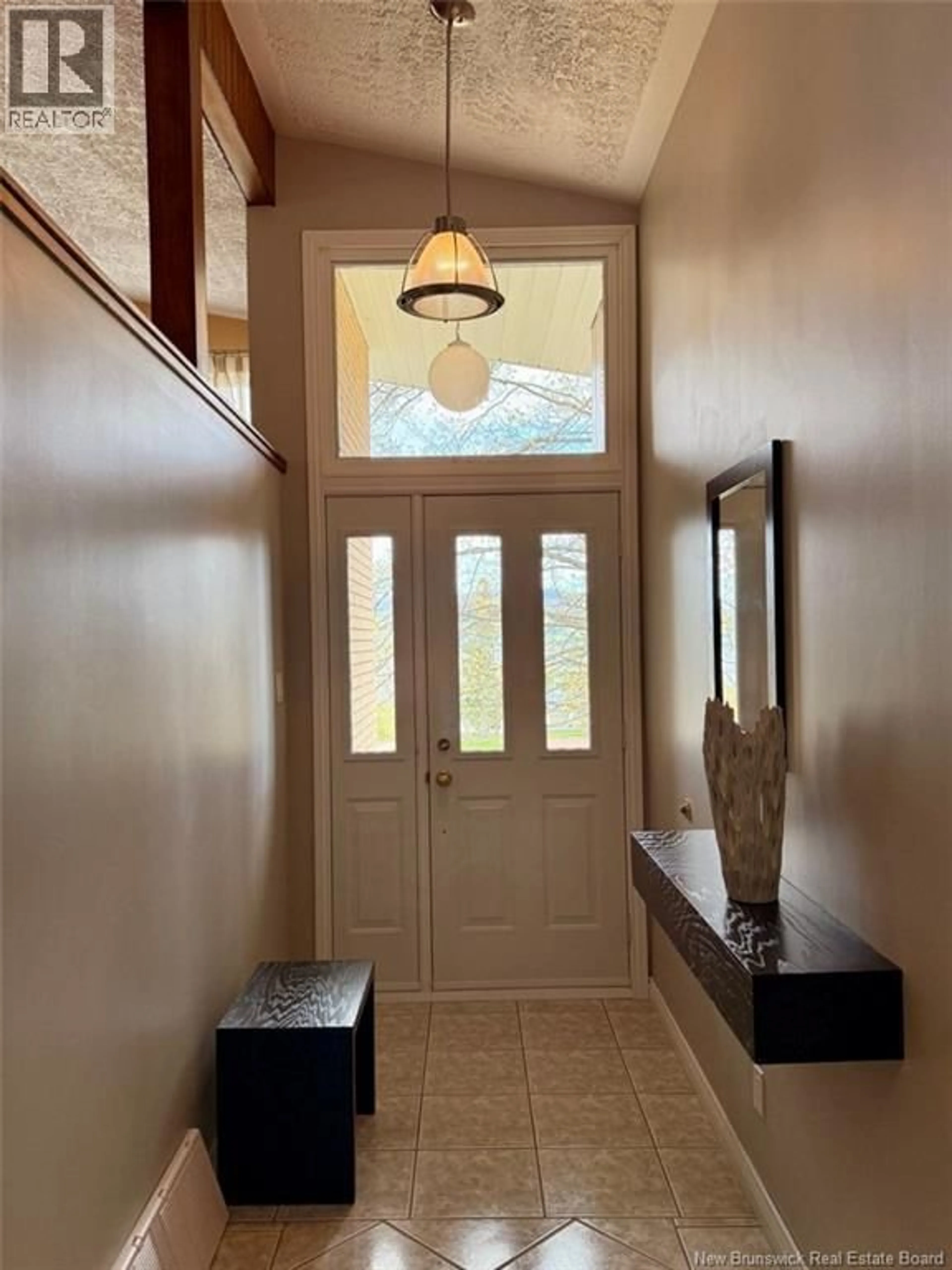 Indoor entryway for 31 MACBEATH COURT, Tide Head New Brunswick E3N4G5