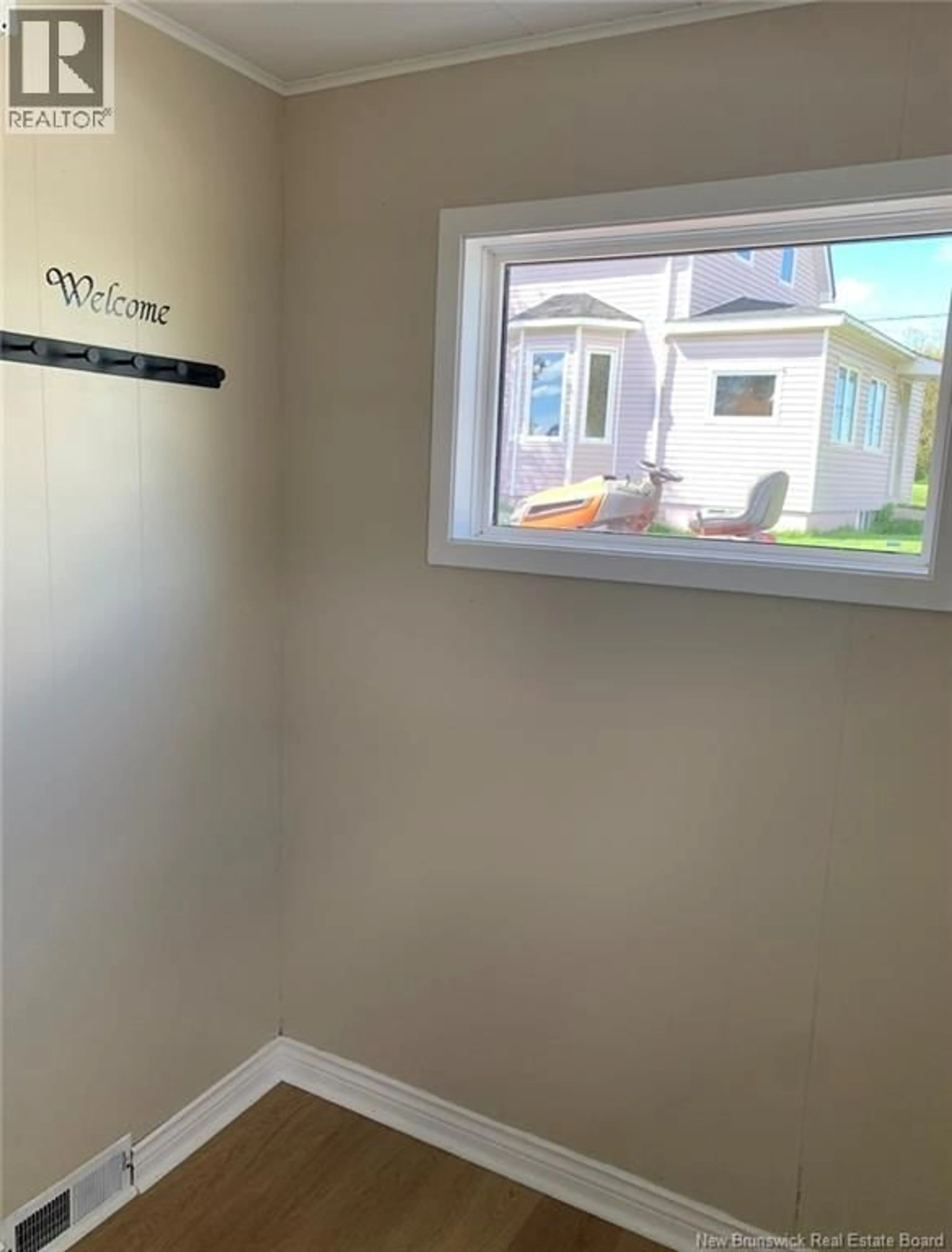 A pic of a room for 10 KIRK STREET, Sackville New Brunswick E4L3E8
