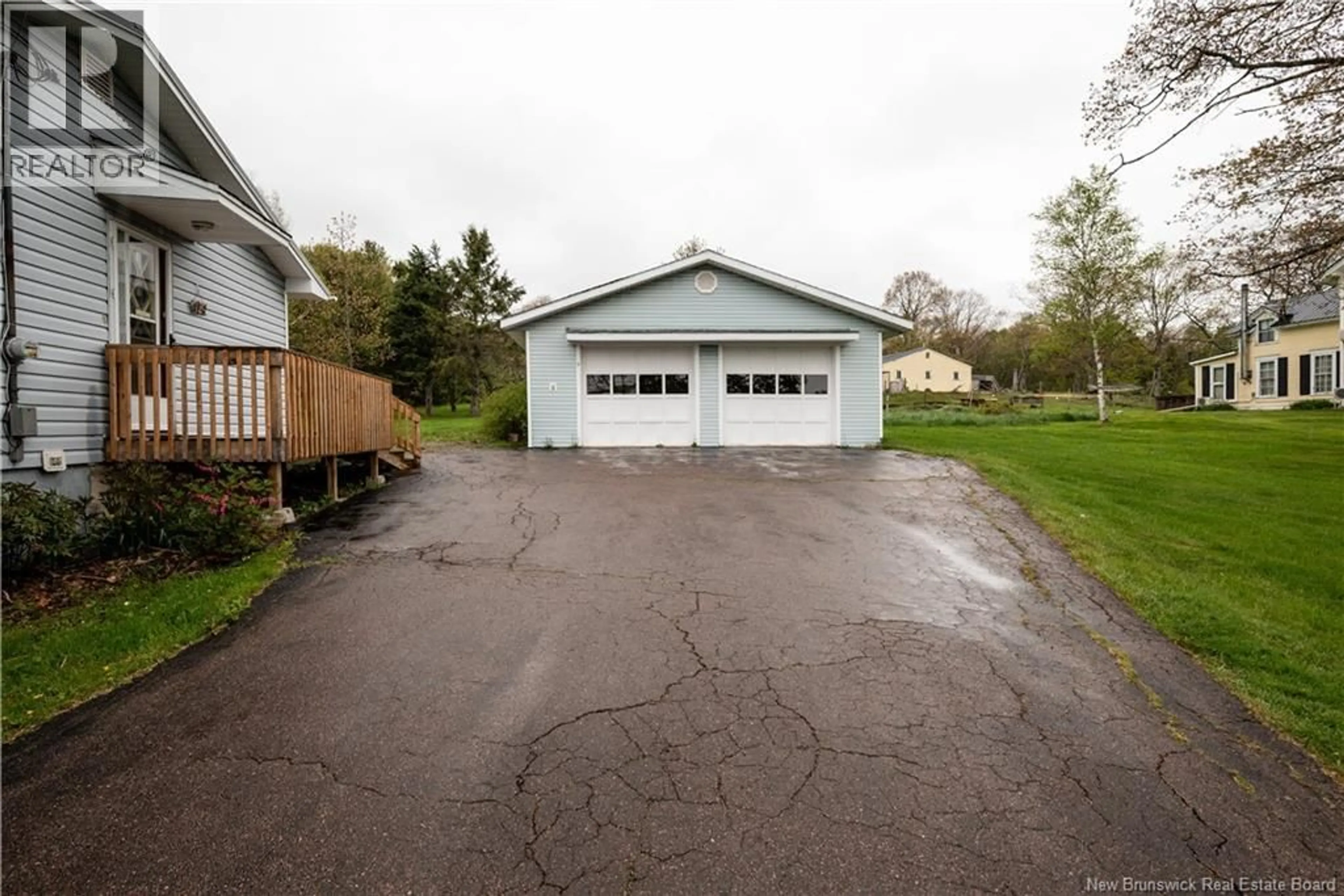 Indoor garage for 5712 KING STREET, Riverside-Albert New Brunswick E4H4B2