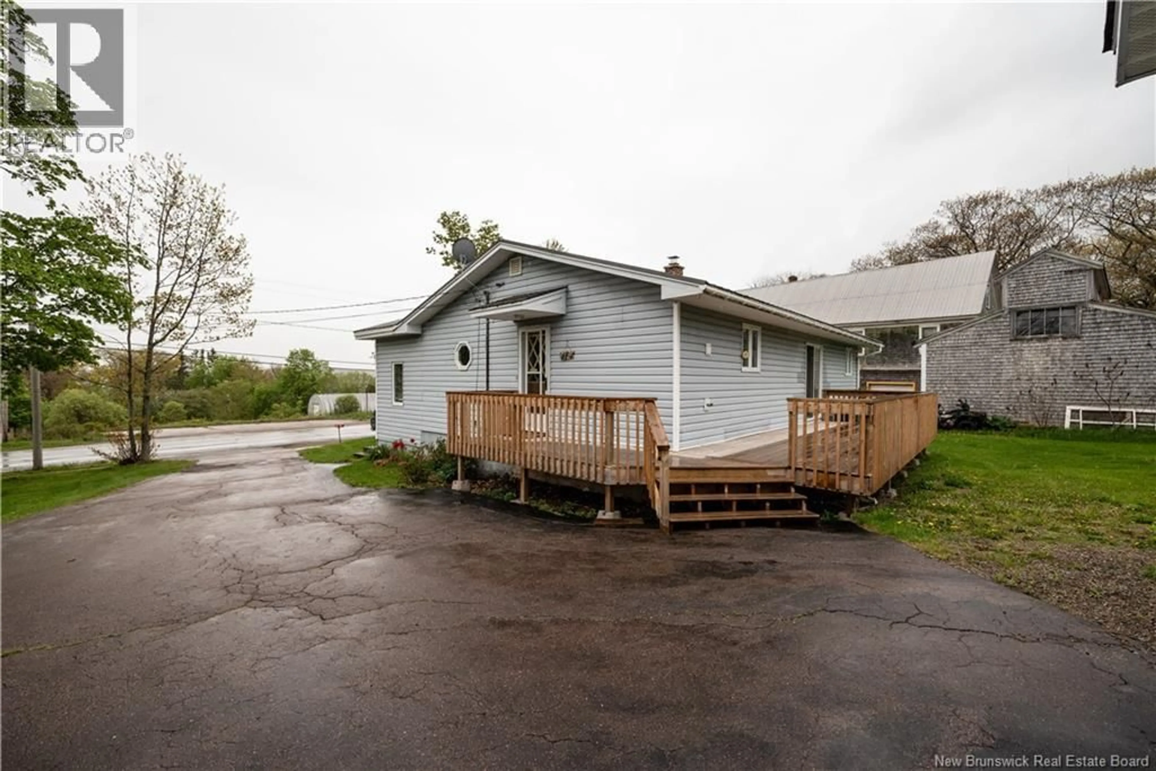 Patio, building for 5712 KING STREET, Riverside-Albert New Brunswick E4H4B2