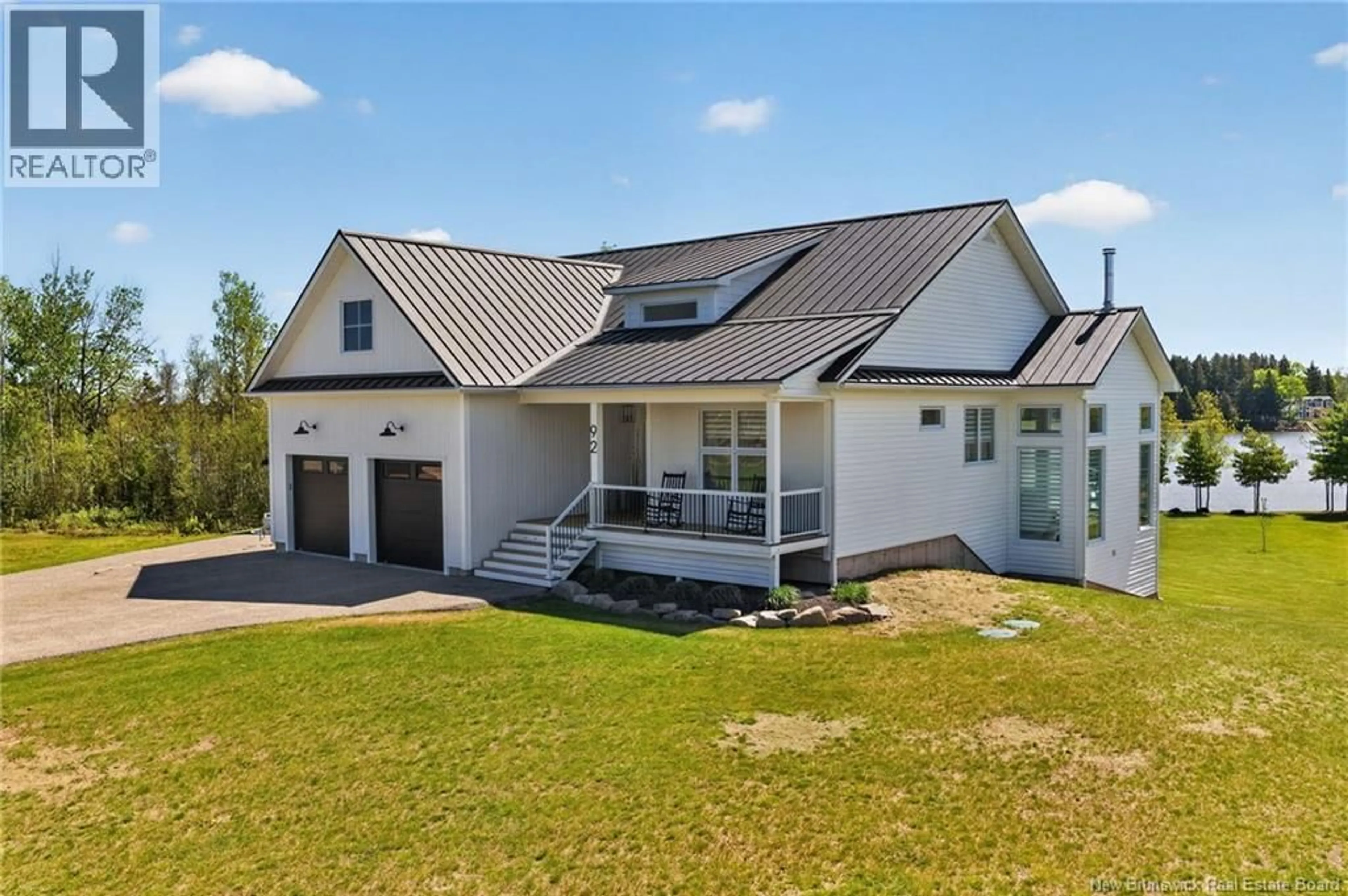 Home with vinyl exterior material, unknown for 92 WATERFRONT, Shediac River New Brunswick E4R0G1