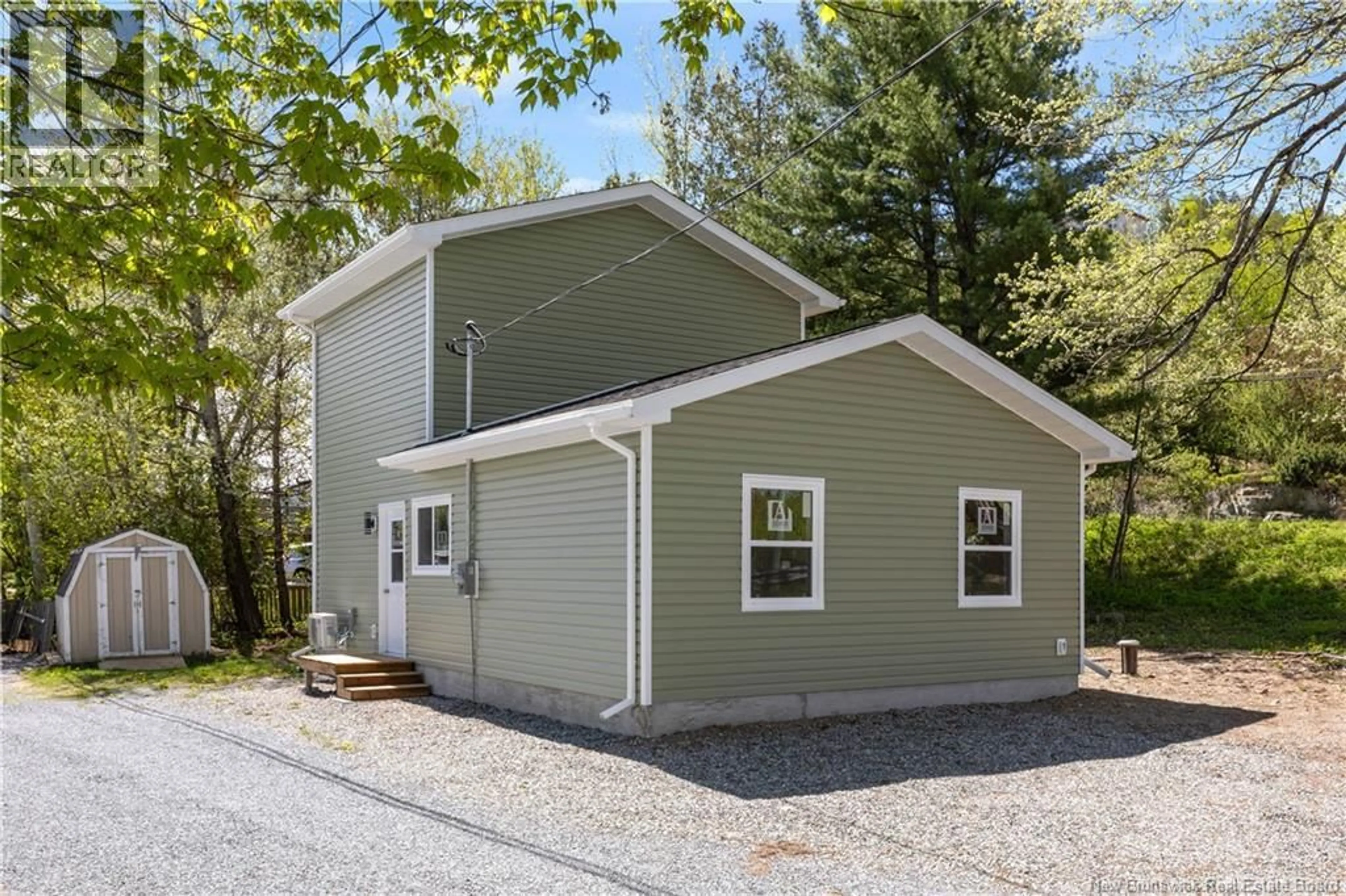 Home with vinyl exterior material, unknown for 4 BY ROAD NO. 2 ROAD, Saint John New Brunswick E2M6G8