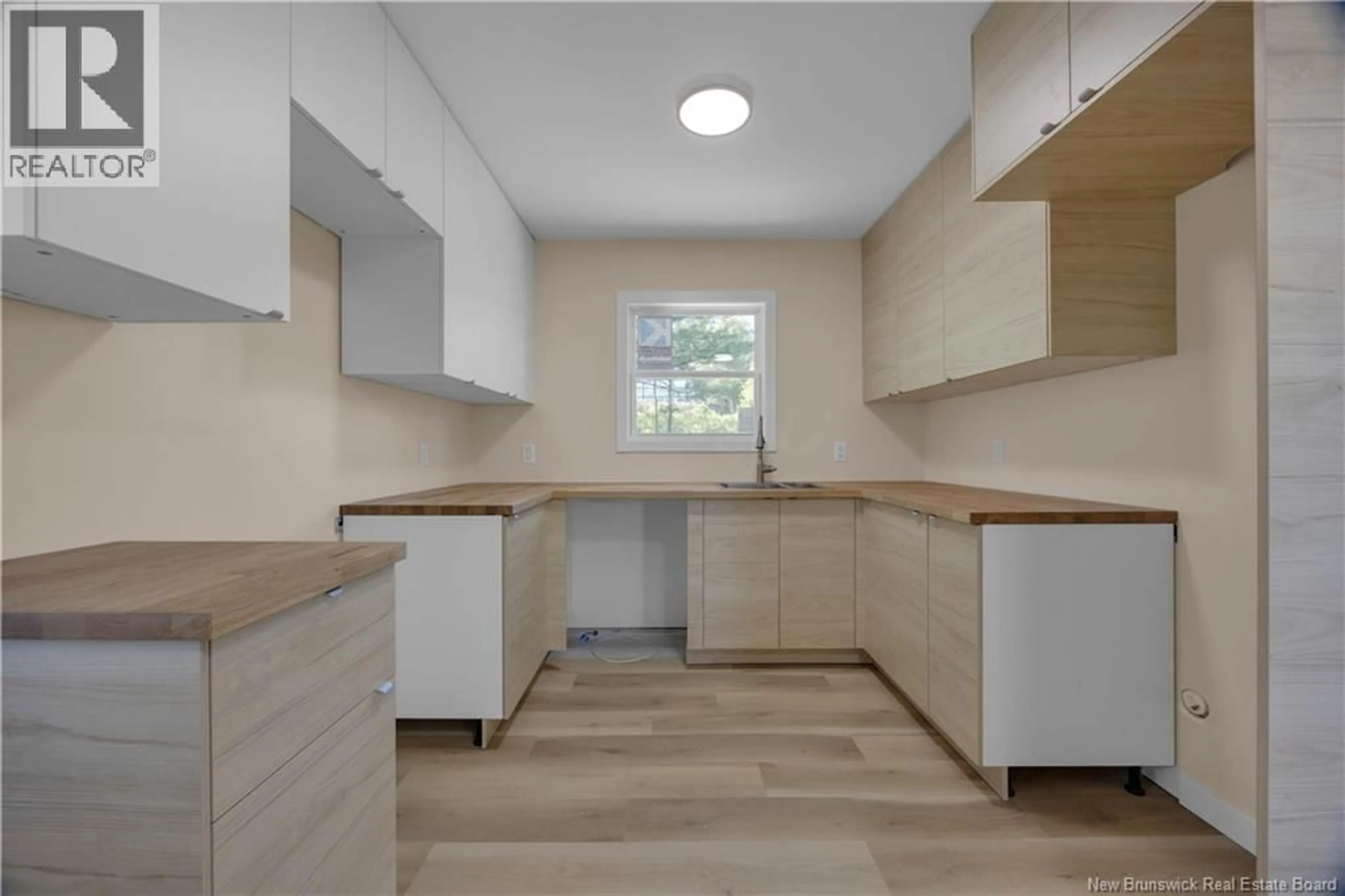 Standard kitchen, unknown for 4 BY ROAD NO. 2 ROAD, Saint John New Brunswick E2M6G8