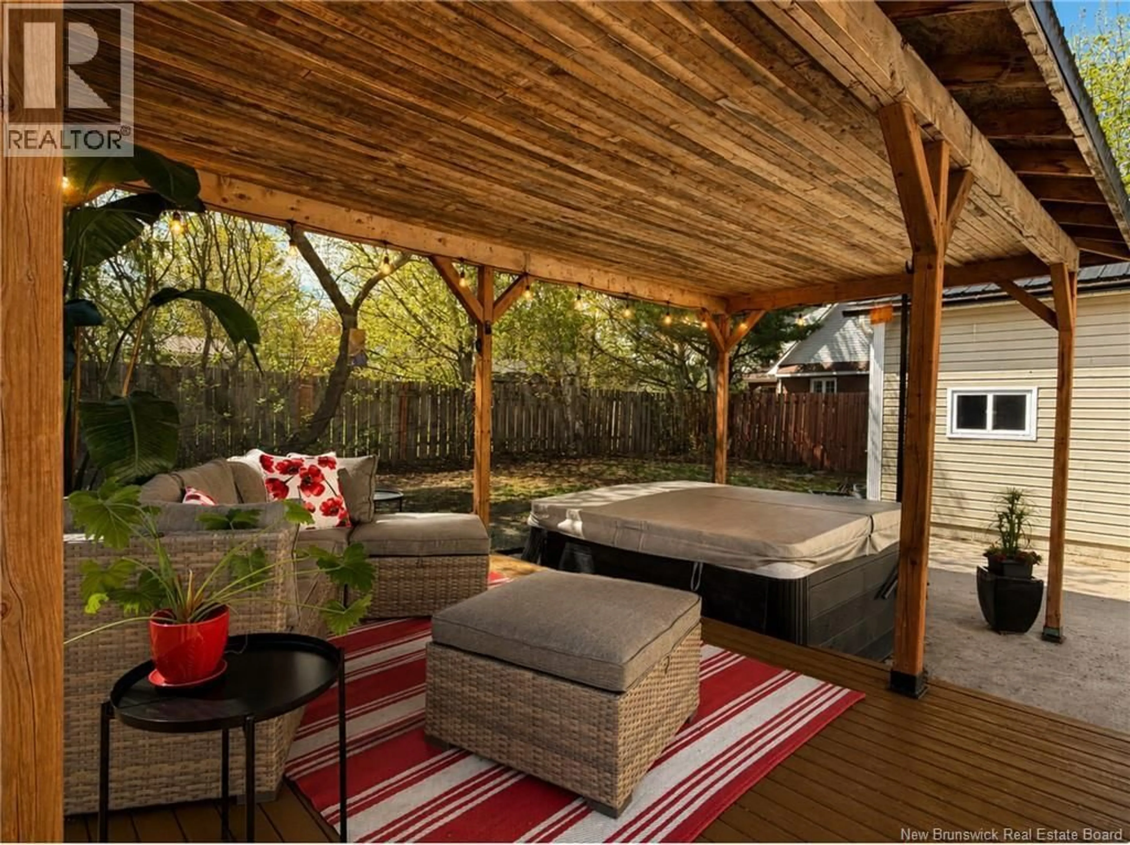 Patio, street for 319 RAYMOND AVENUE, Bathurst New Brunswick E2A2W3