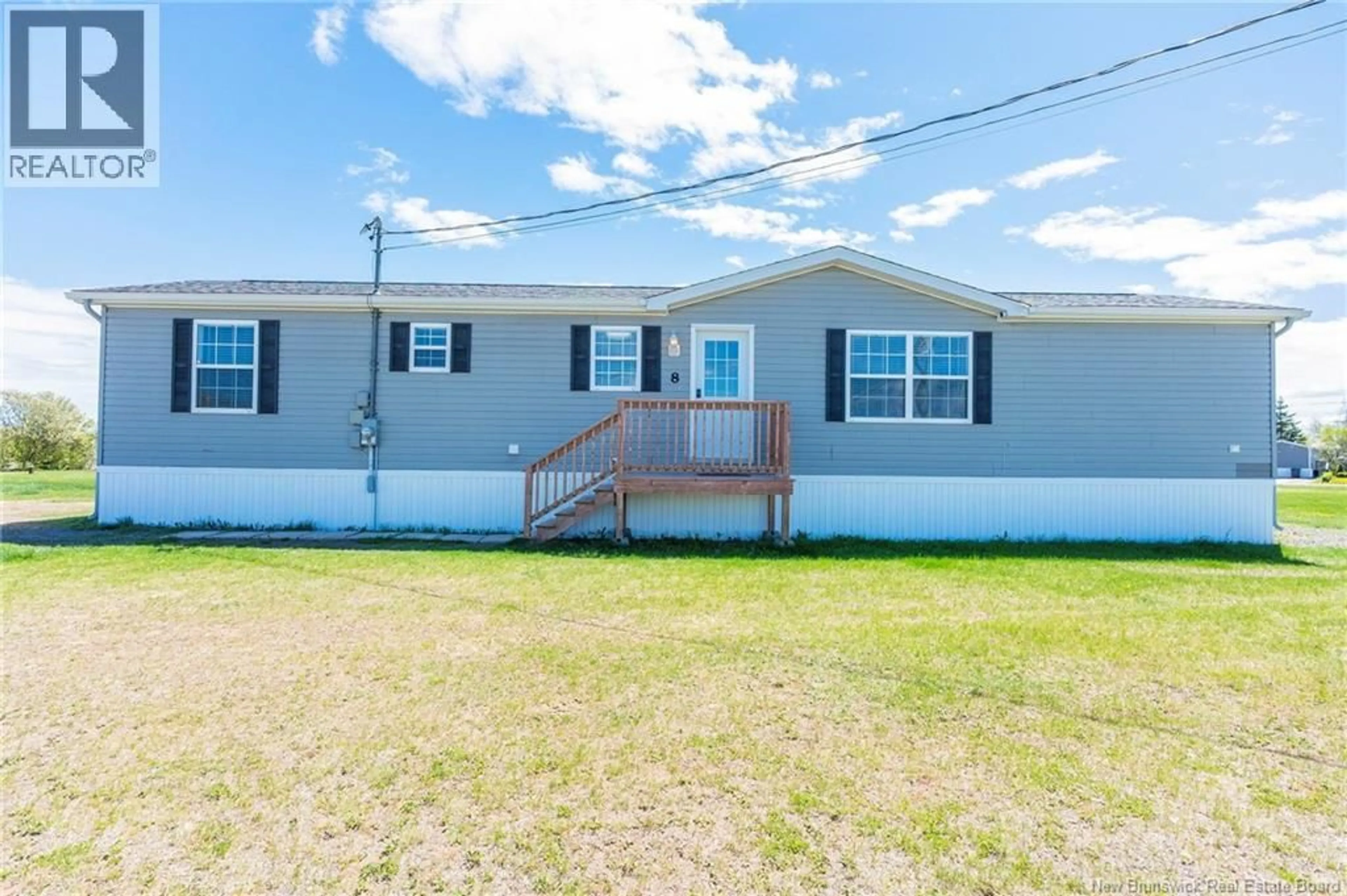 Home with vinyl exterior material, unknown for 8 FRANK STREET, Bas Cap Pele New Brunswick E4N0E6
