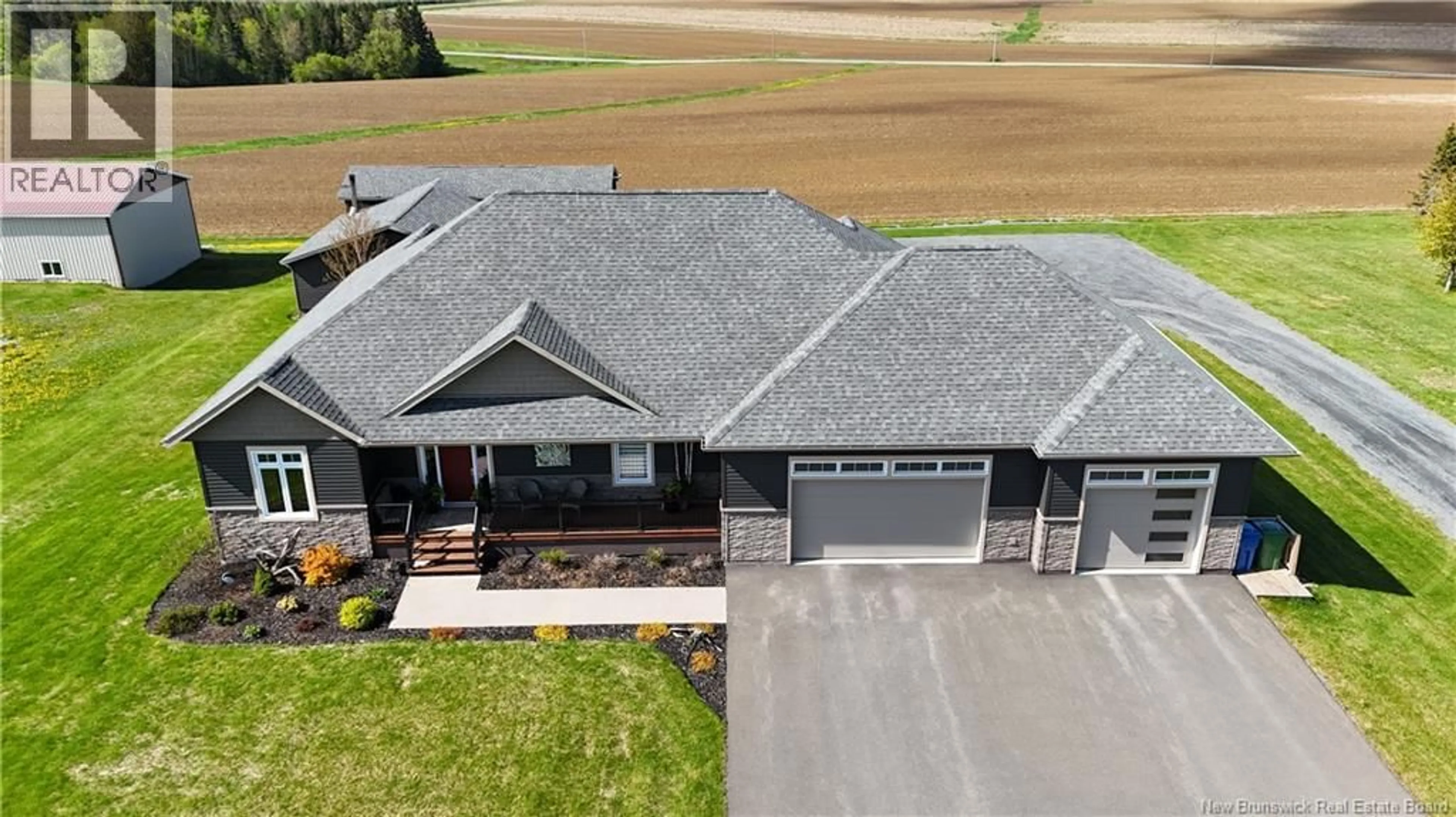 A pic from outside/outdoor area/front of a property/back of a property/a pic from drone, building for 1047 ROUTE 108, DSL de Drummond/DSL of Drummond New Brunswick E3Y2J6