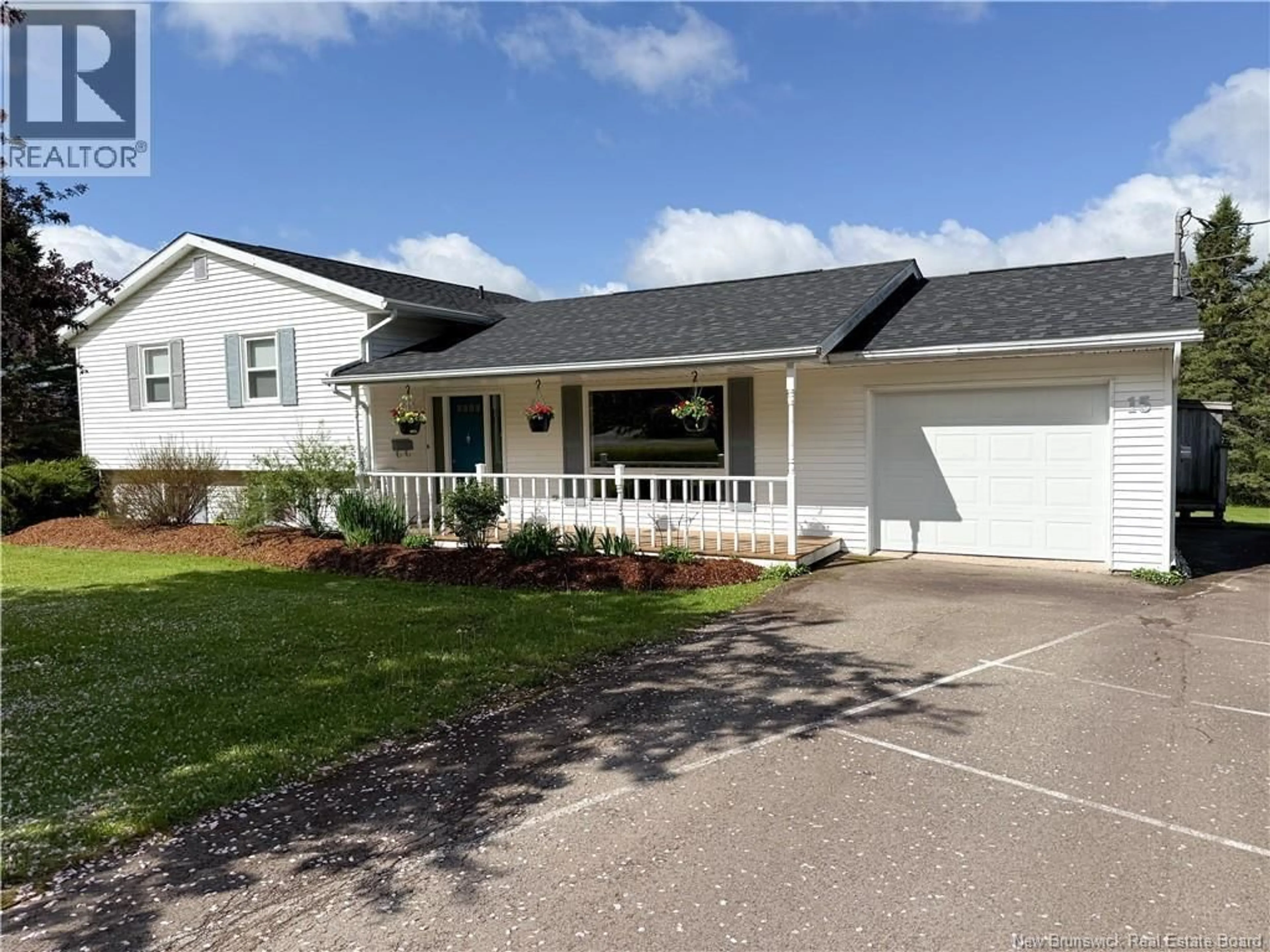 Home with vinyl exterior material, unknown for 15 FENNELL DRIVE, Plumweseep New Brunswick E4G2N1