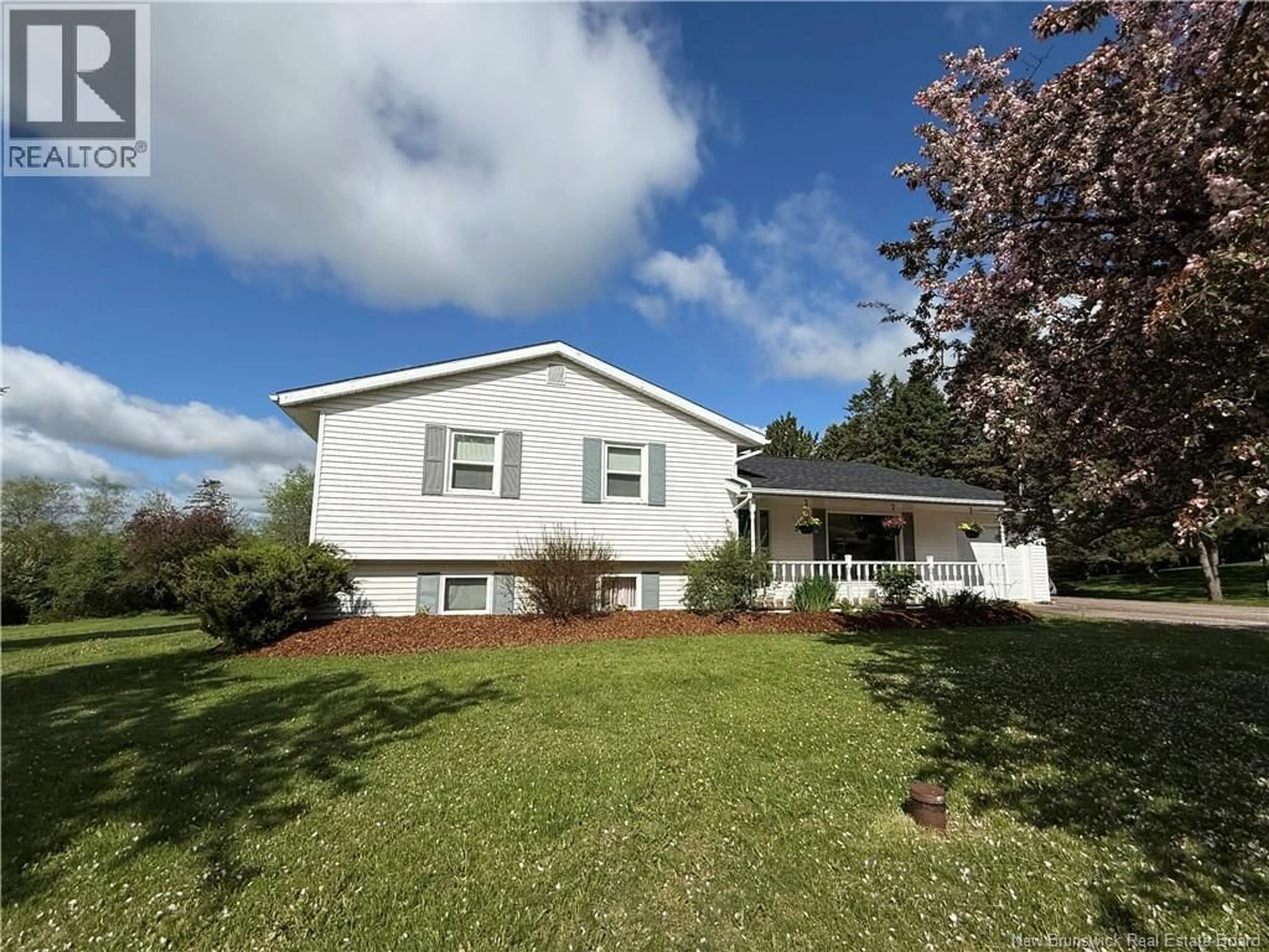 Home with vinyl exterior material, unknown for 15 FENNELL DRIVE, Plumweseep New Brunswick E4G2N1